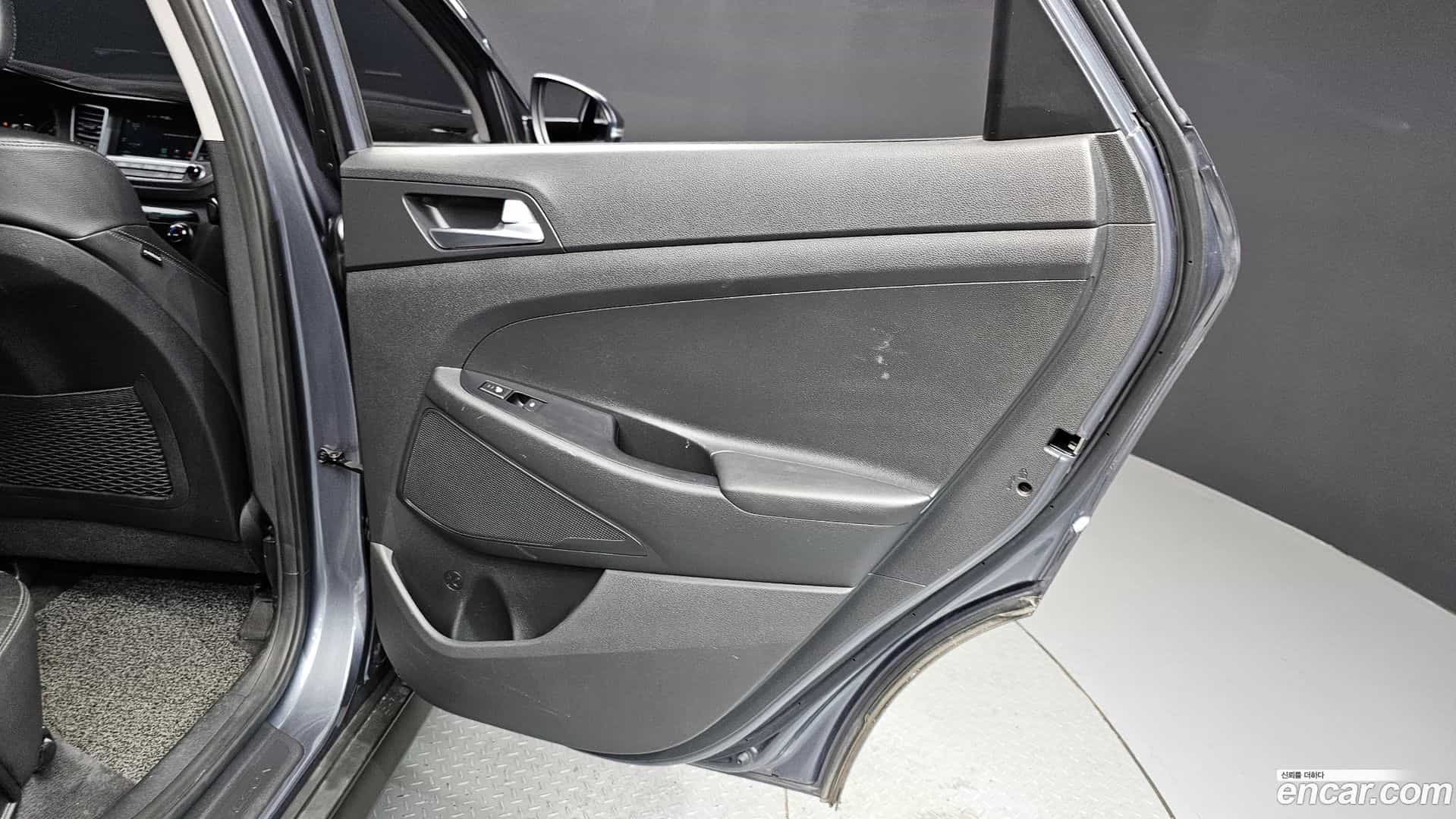 Tucson Hyundai 2017.0-INNER-035