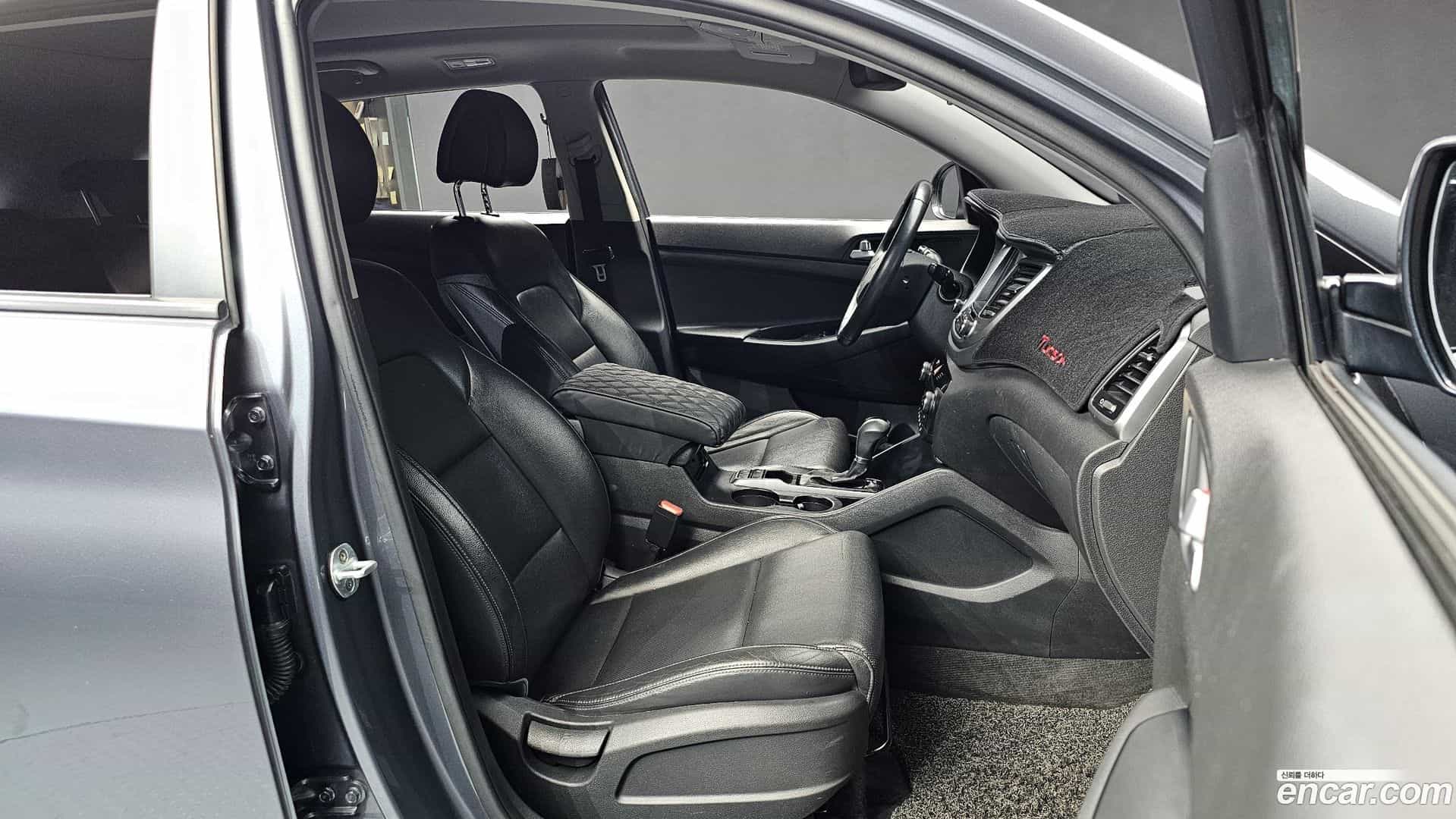 Tucson Hyundai 2017.0-INNER-036