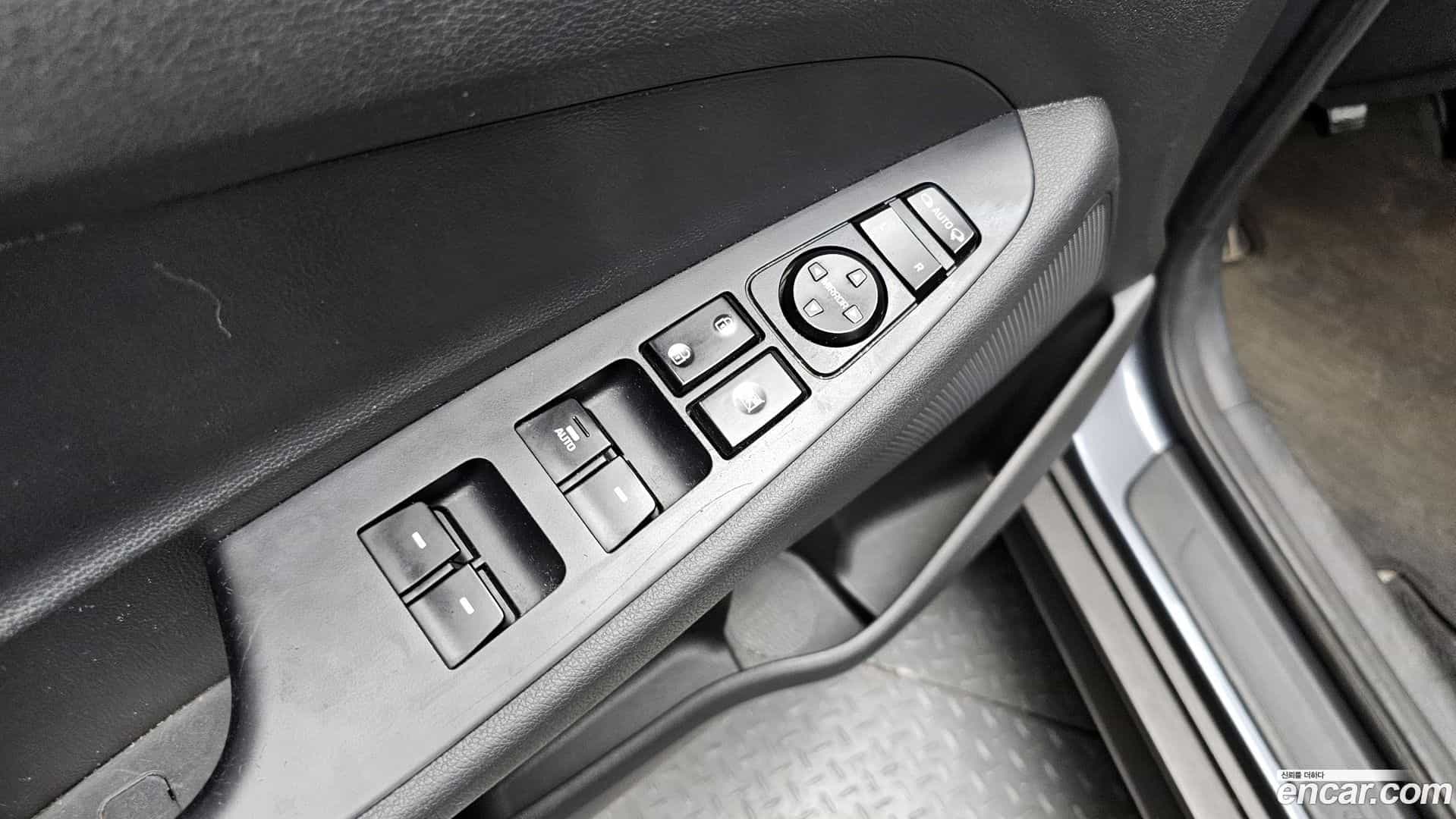 Tucson Hyundai 2017.0-OPTION-042