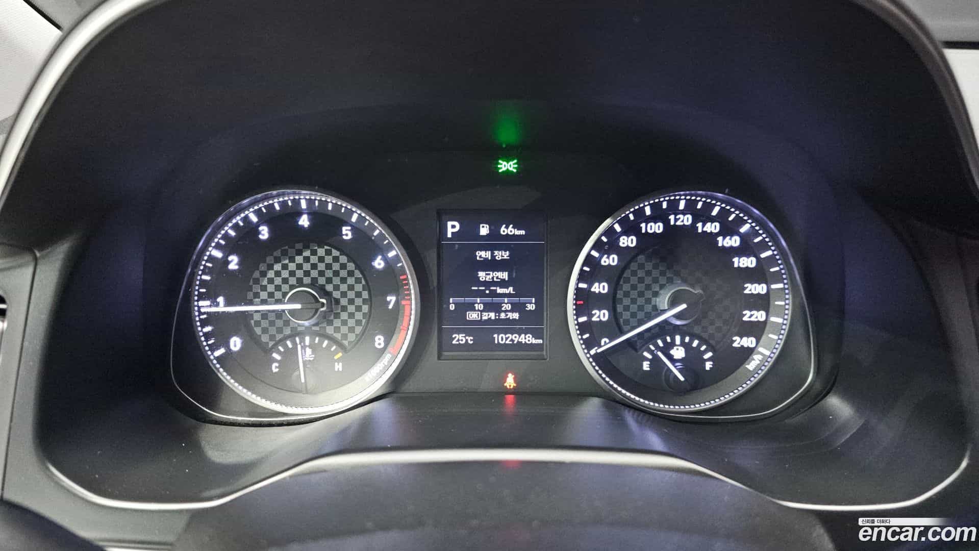 AVANTE Hyundai 2018.9-INNER-008