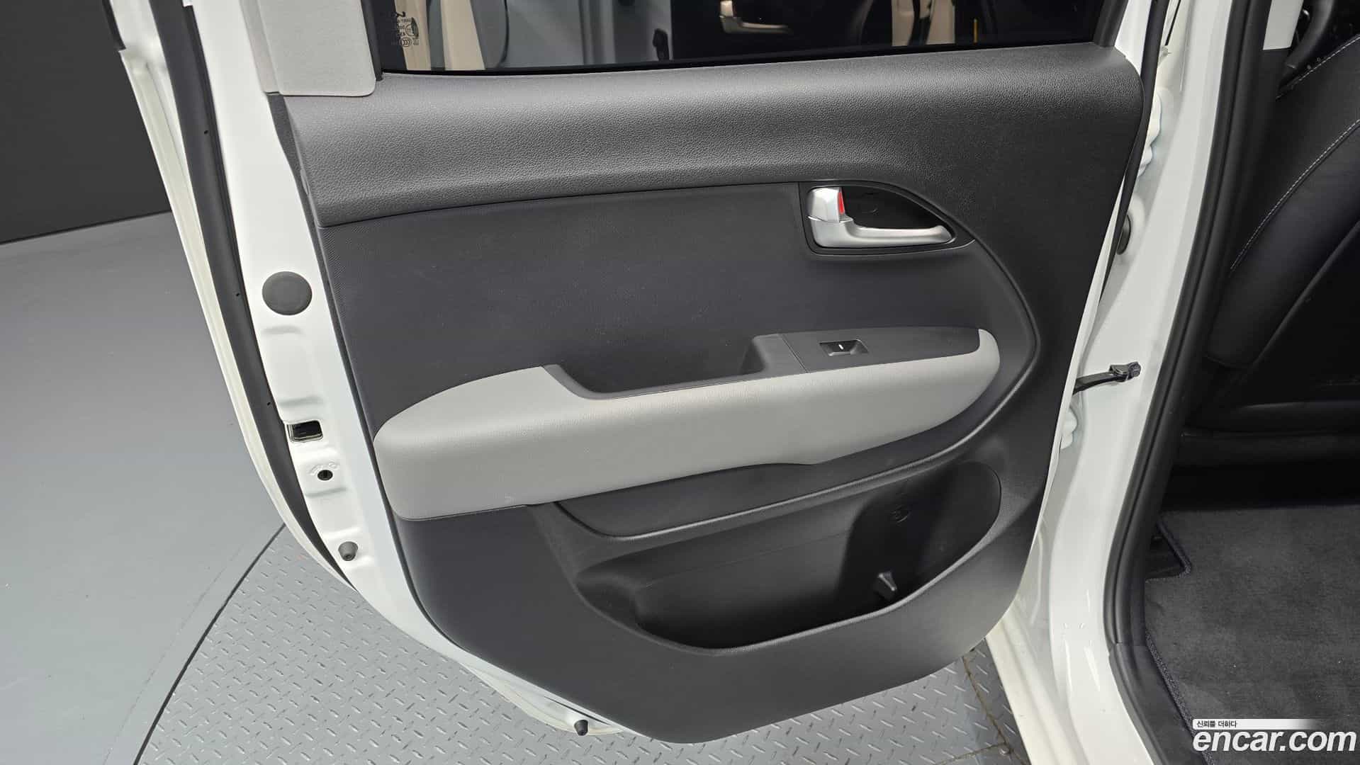RAY Kia 2025.0-INNER-035