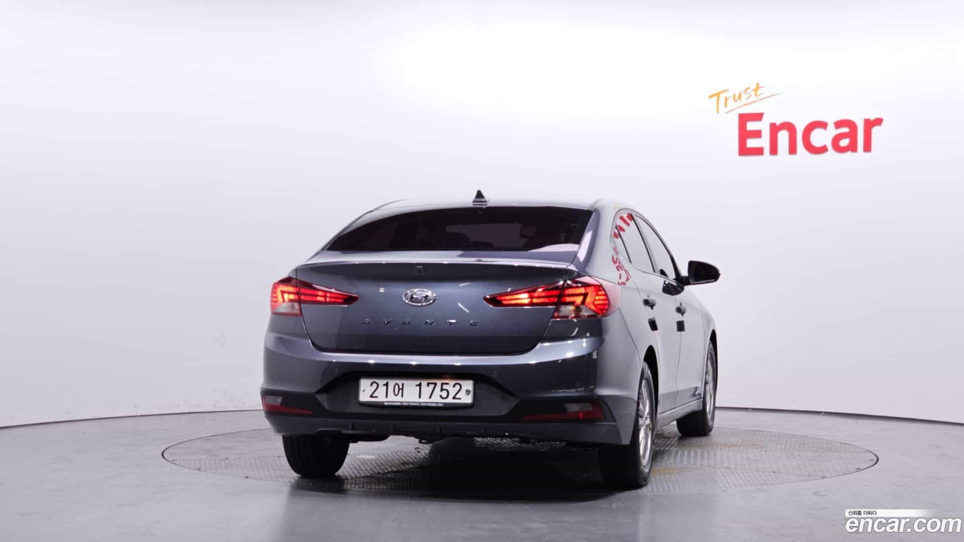 AVANTE Hyundai 2019.0-OUTER-004