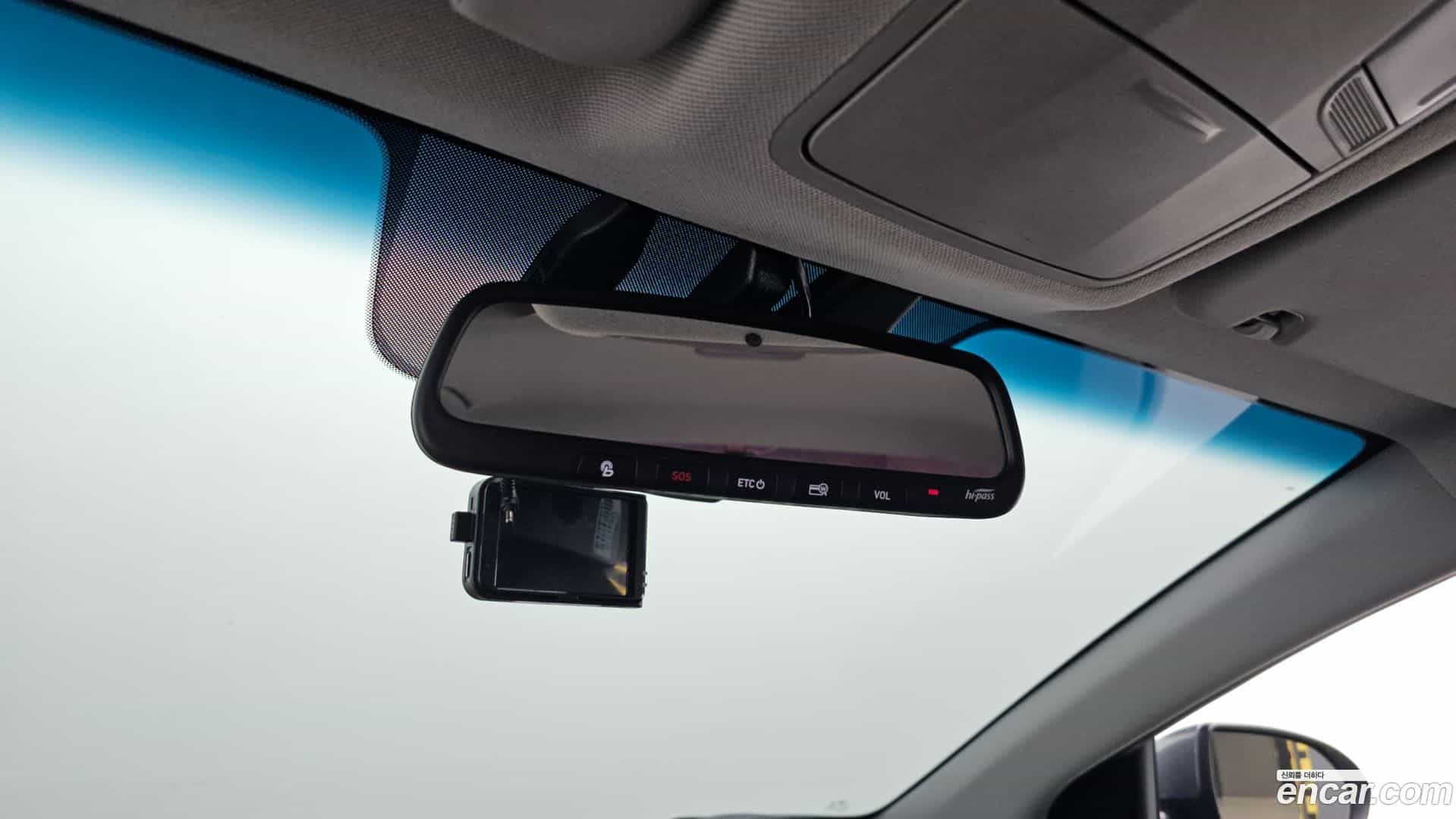 AVANTE Hyundai 2019.0-INNER-036