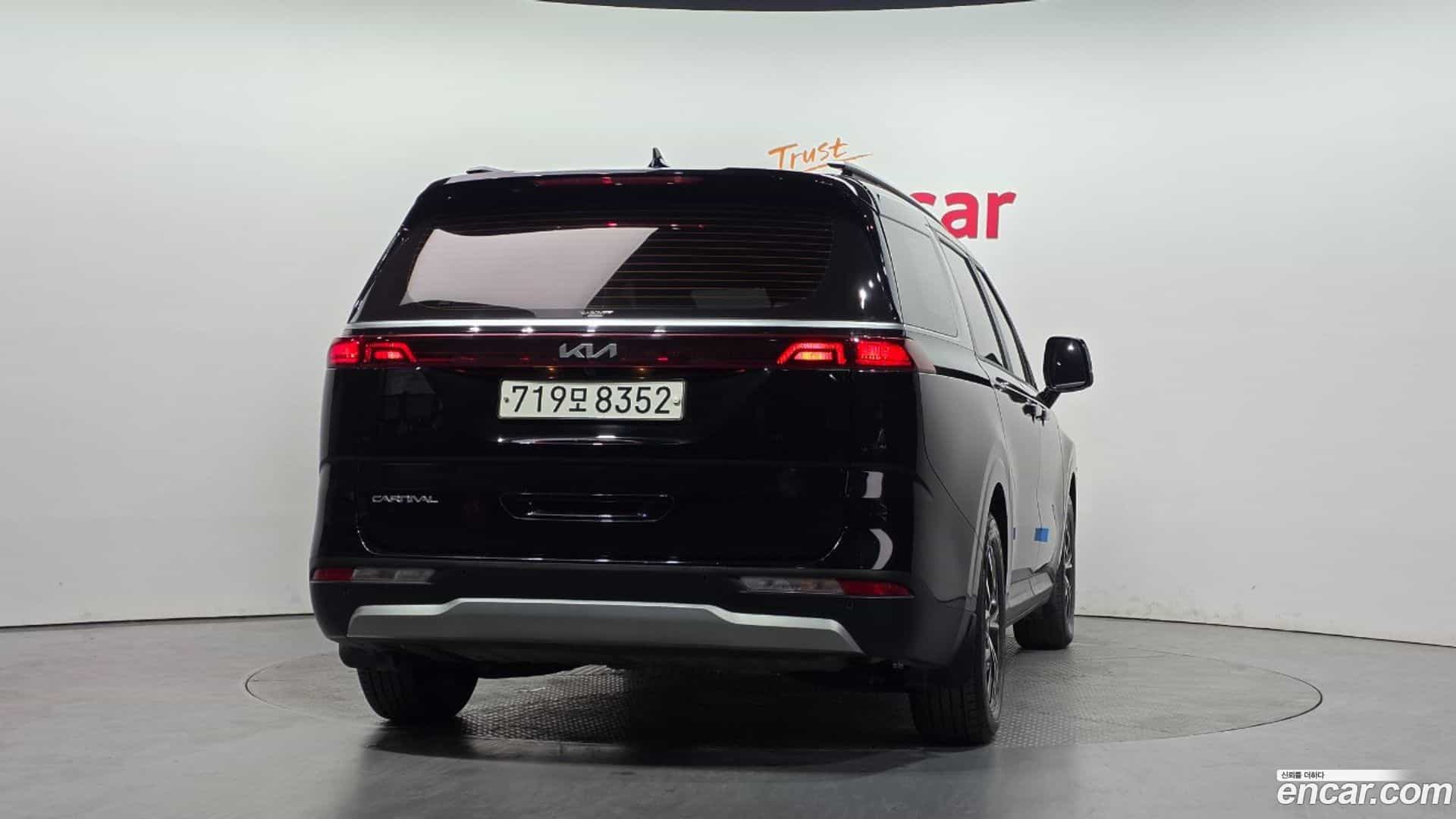 Canival Kia 2023.2-OUTER-004