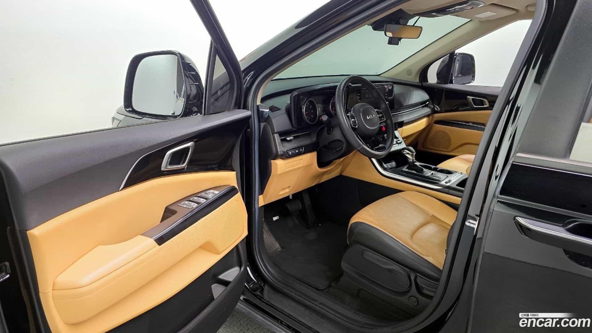 Canival Kia 2023.2-INNER-010