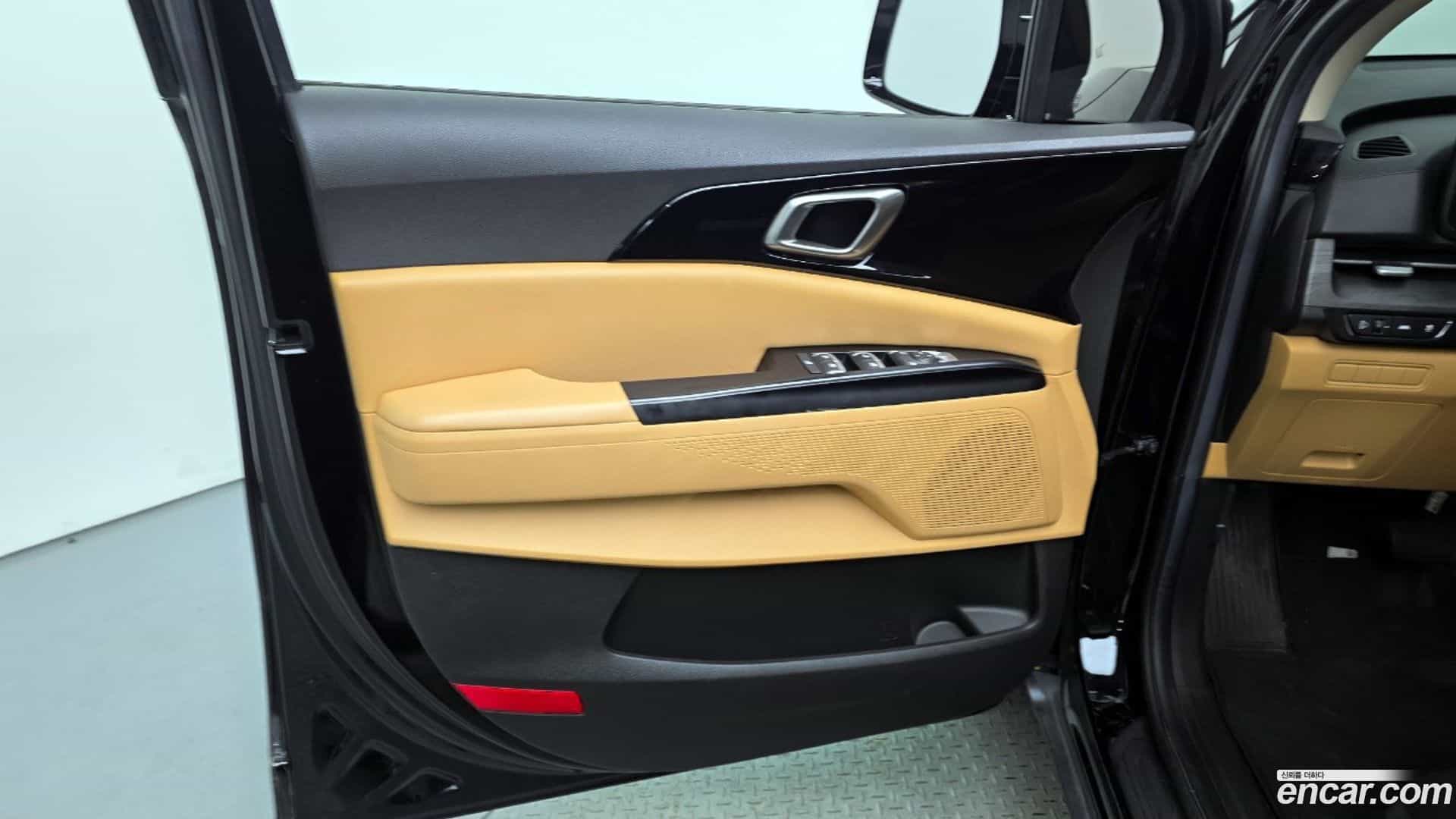 Canival Kia 2023.2-INNER-035