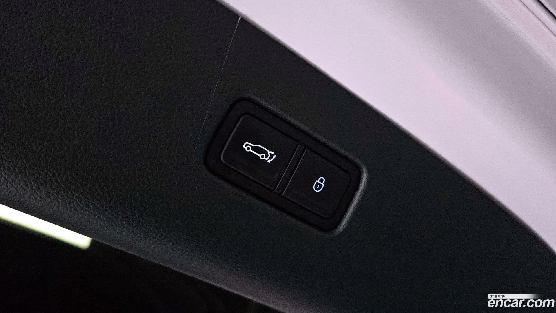 Main__Slider__Photo:GV80 Genesis 2024.10-15