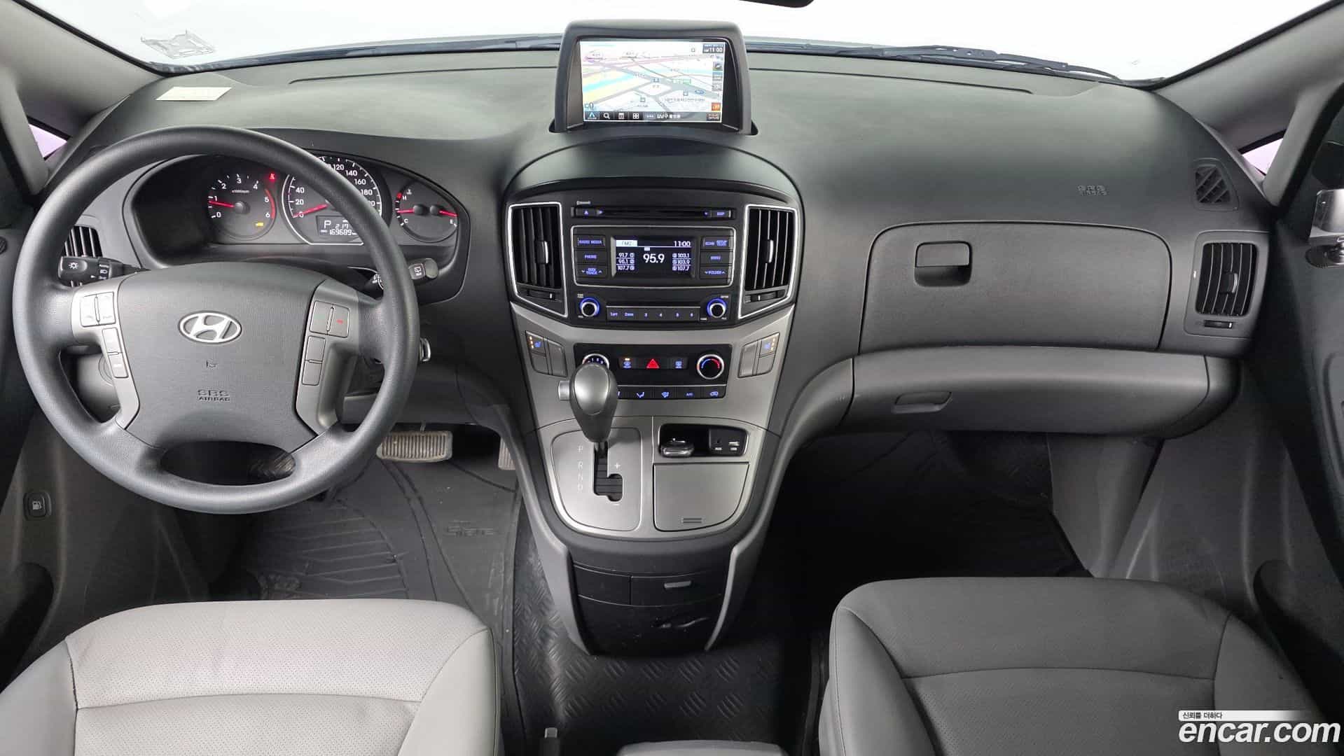 Starex Hyundai 2016.2-INNER-007