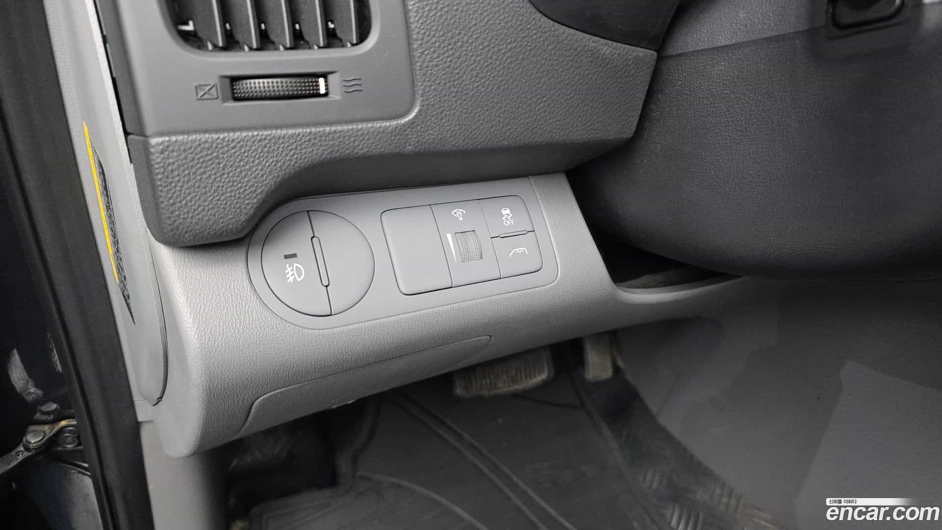 Starex Hyundai 2016.2-OPTION-022