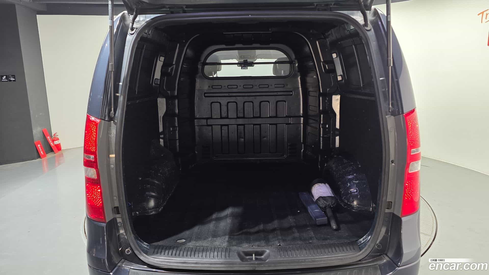 Starex Hyundai 2016.2-OPTION-024