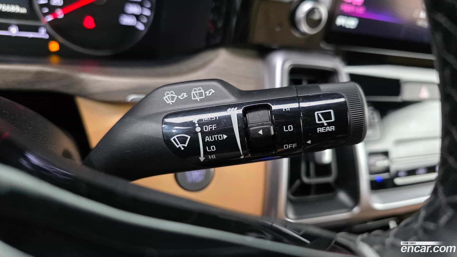 Sorento Kia 2022.3-OPTION-024