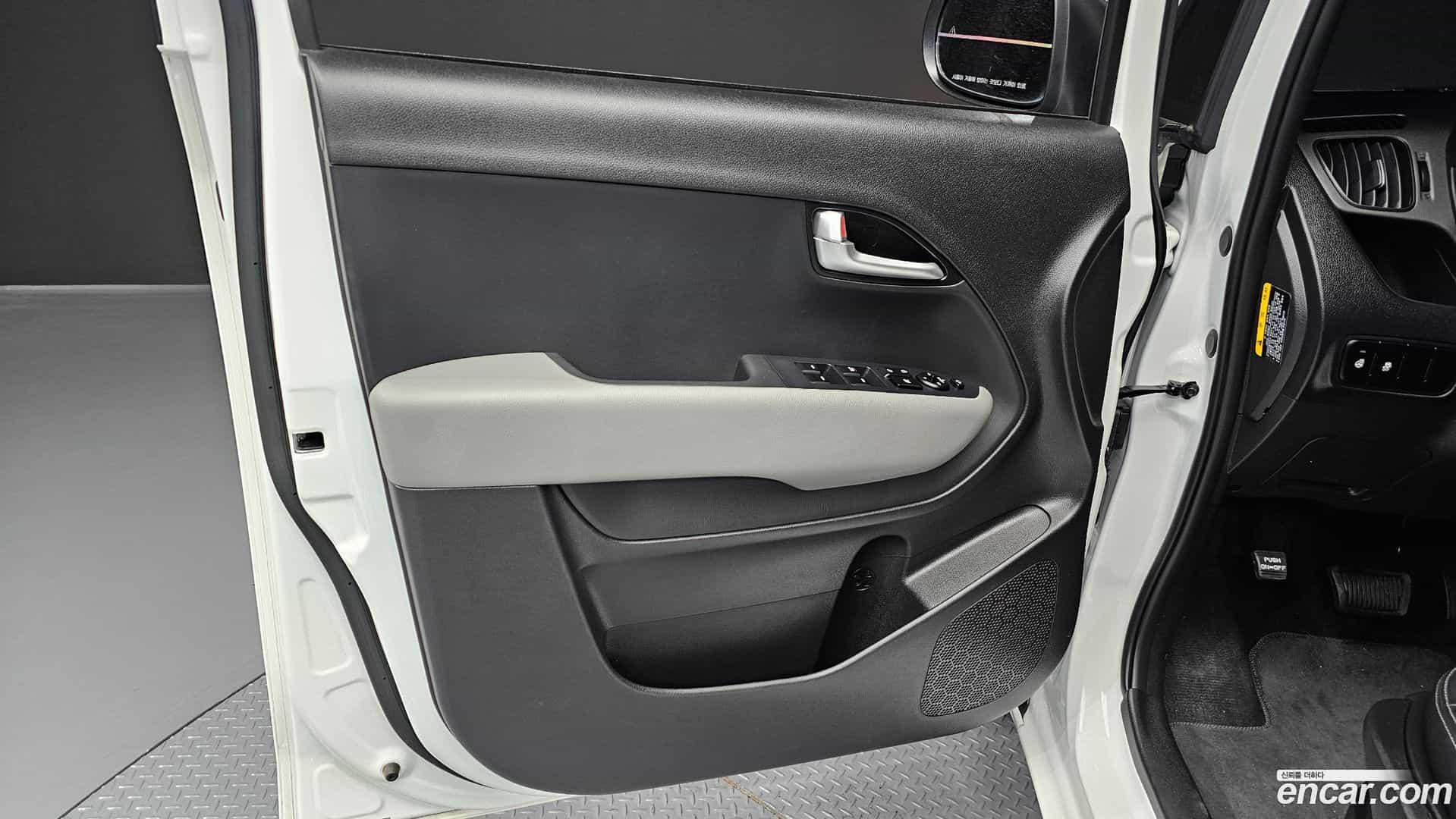 RAY Kia 2024.7-INNER-034