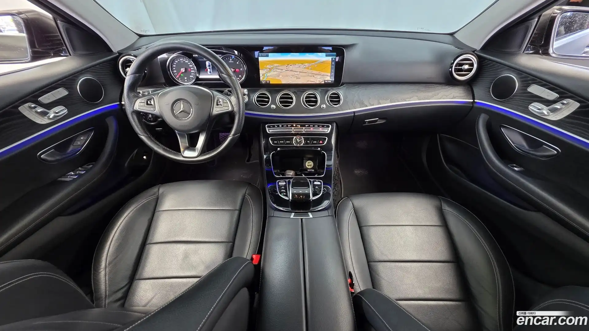 E-Class Mercedes-Benz 2016.11-INNER-007