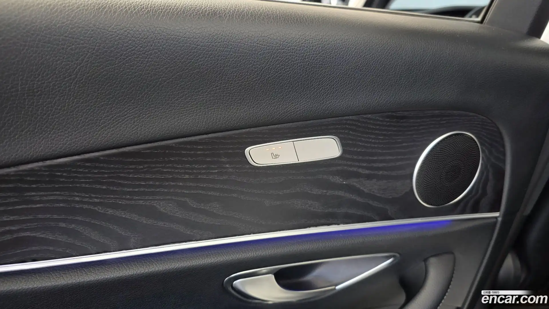 E-Class Mercedes-Benz 2016.11-OPTION-023