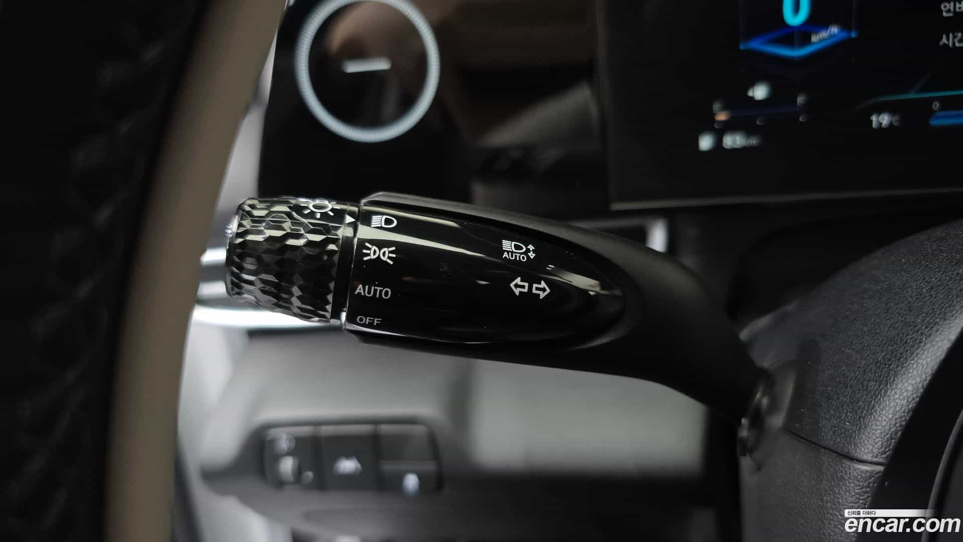 AVANTE Hyundai 2021.7-OPTION-022