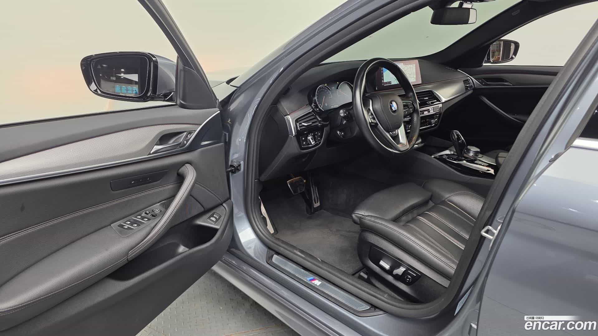 5-Series BMW 2018.2-INNER-010