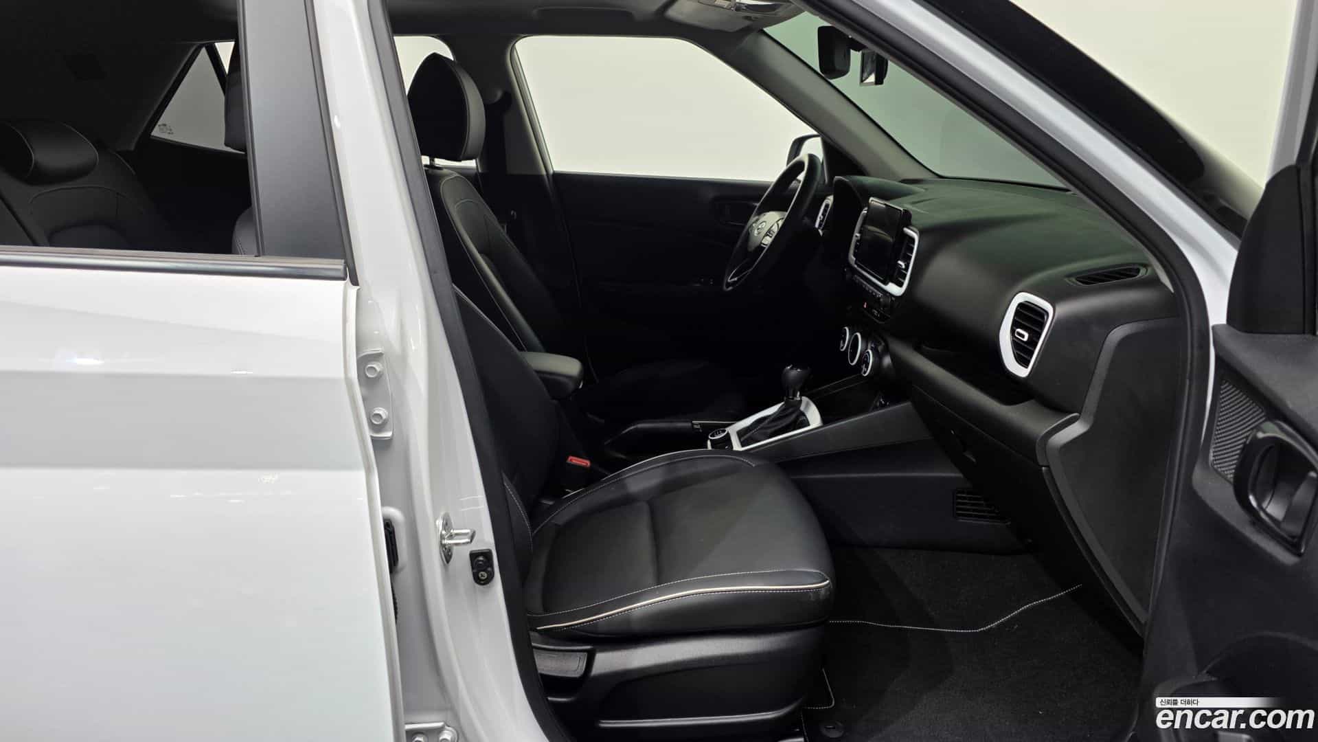 Venue Hyundai 2021.0-OPTION-015