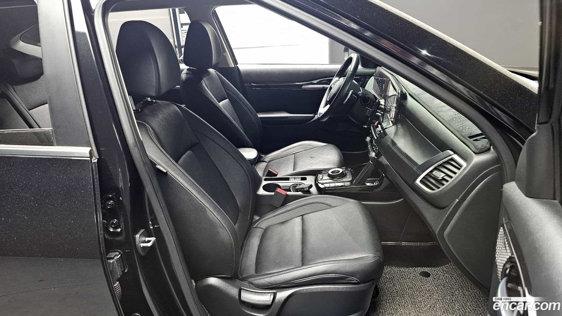 Seltos Kia 2023.0-INNER-010