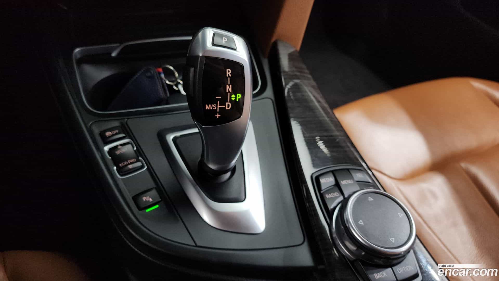 4-Series BMW 2016.11-INNER-009