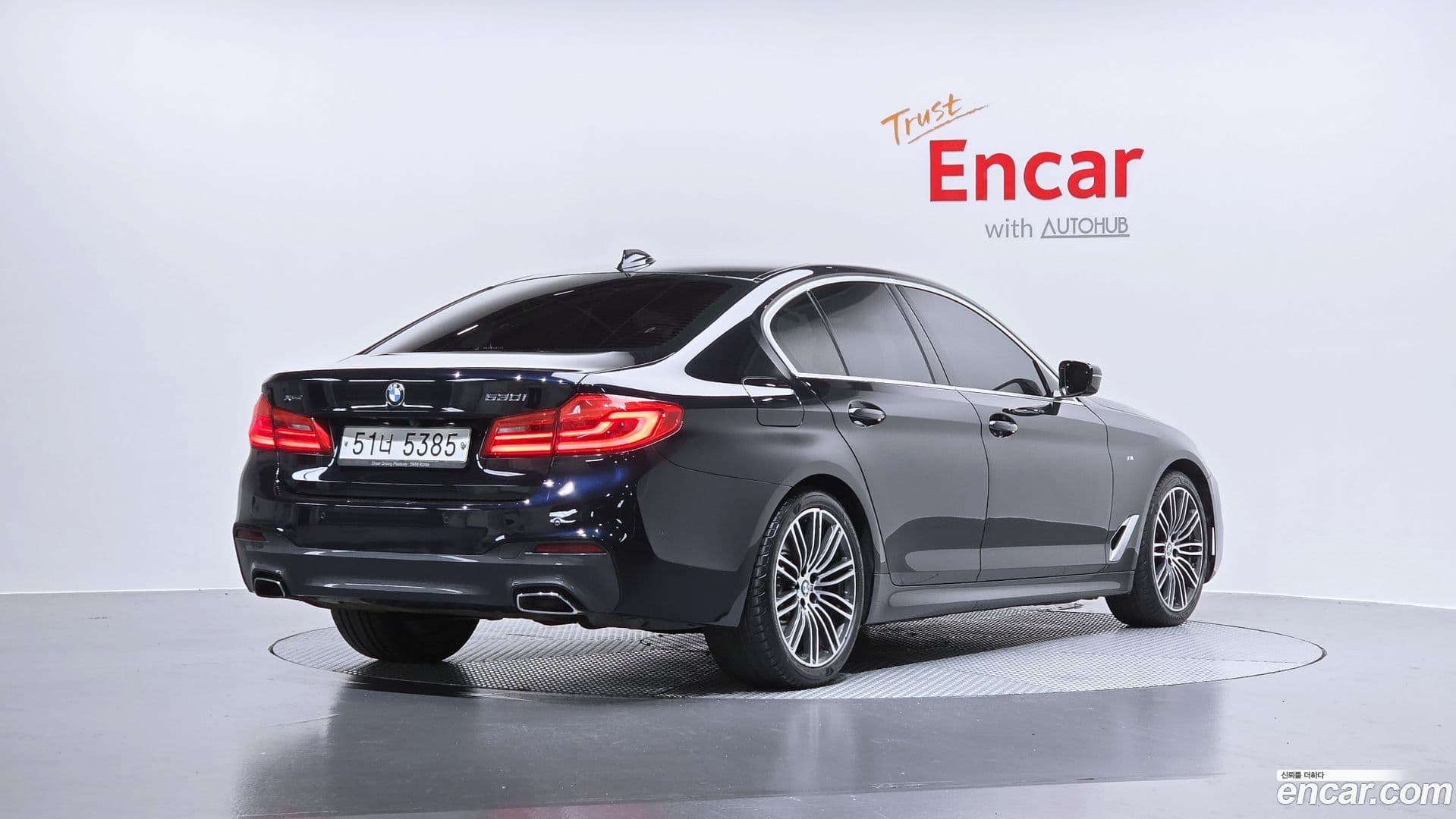 Main__Slider__Photo:5-Series BMW 2019.2-1