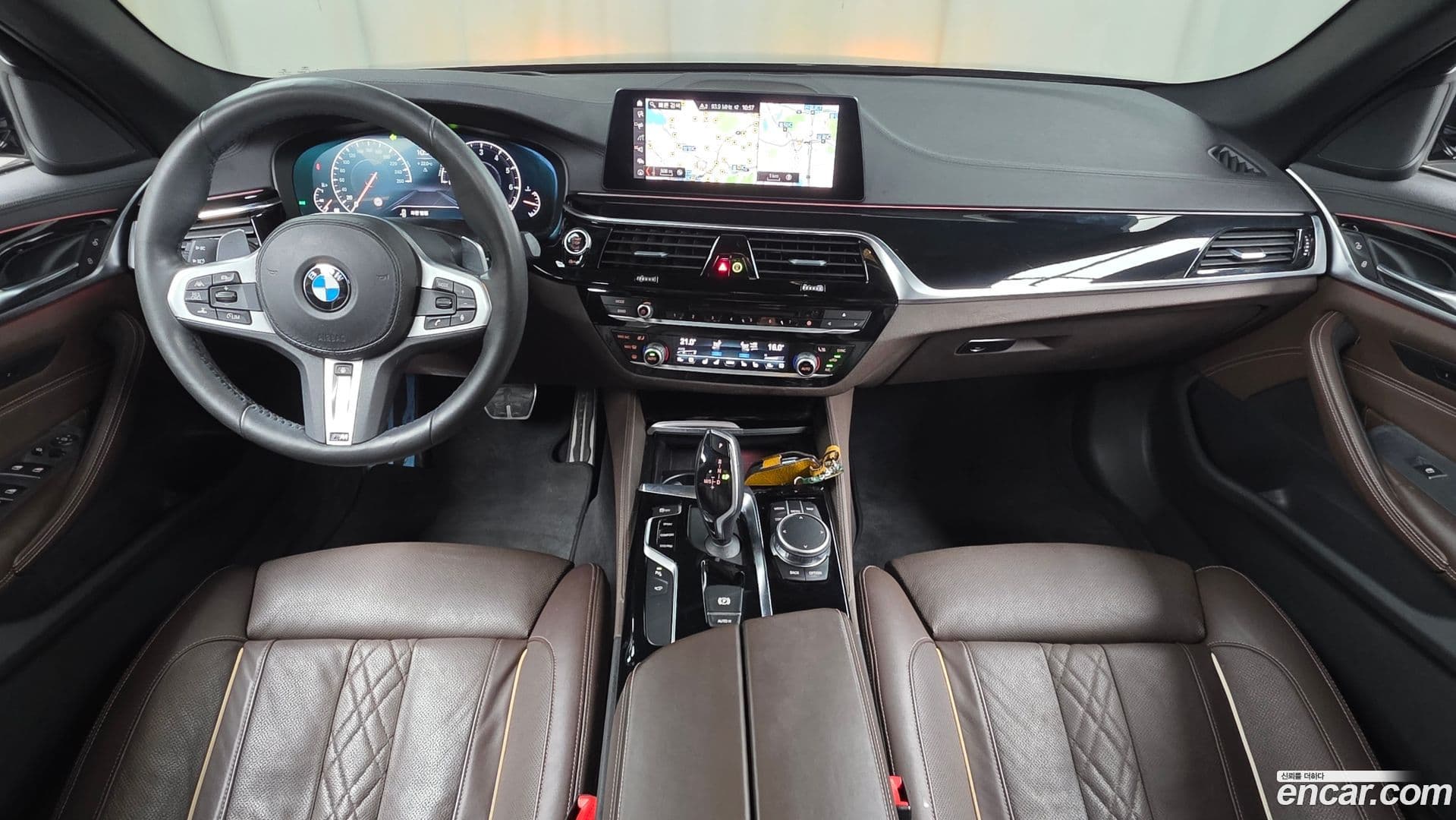 Main__Slider__Photo:5-Series BMW 2019.2-6
