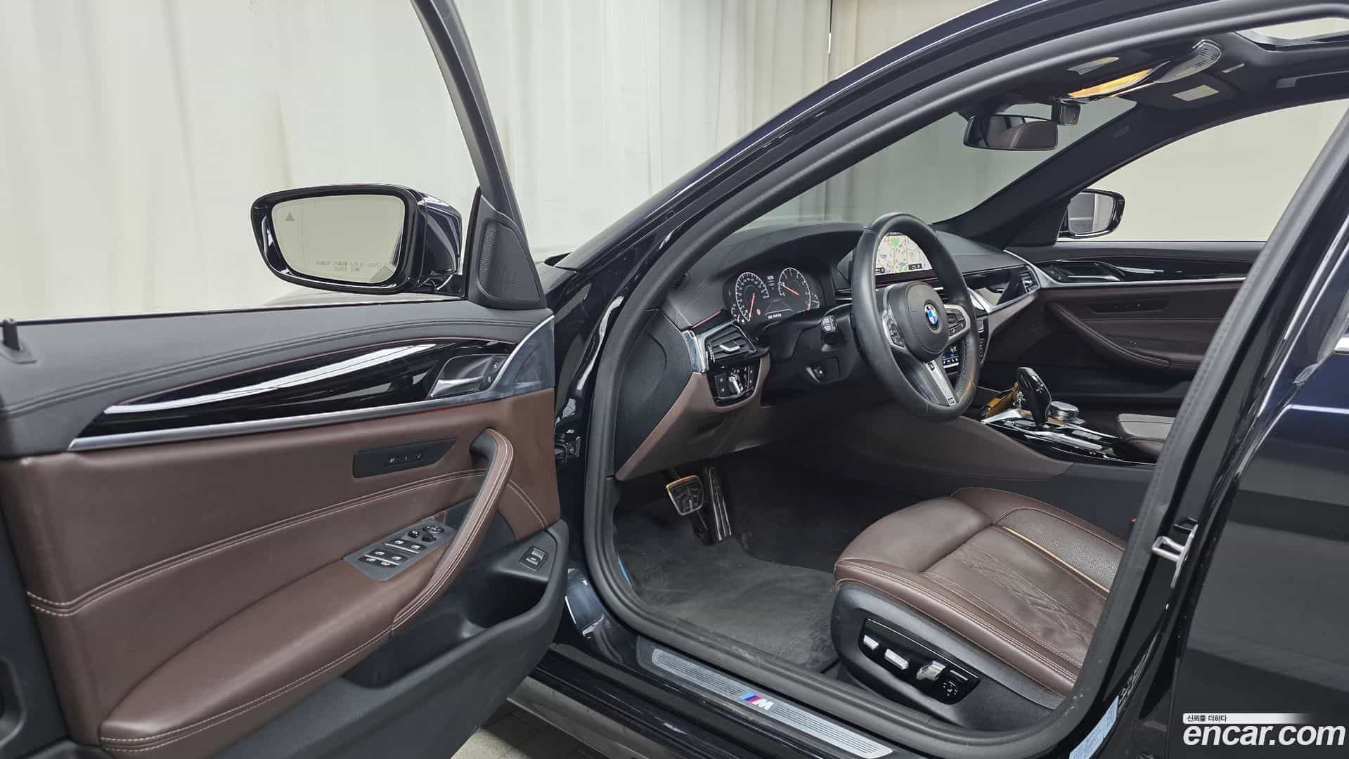 5-Series BMW 2019.2-INNER-010