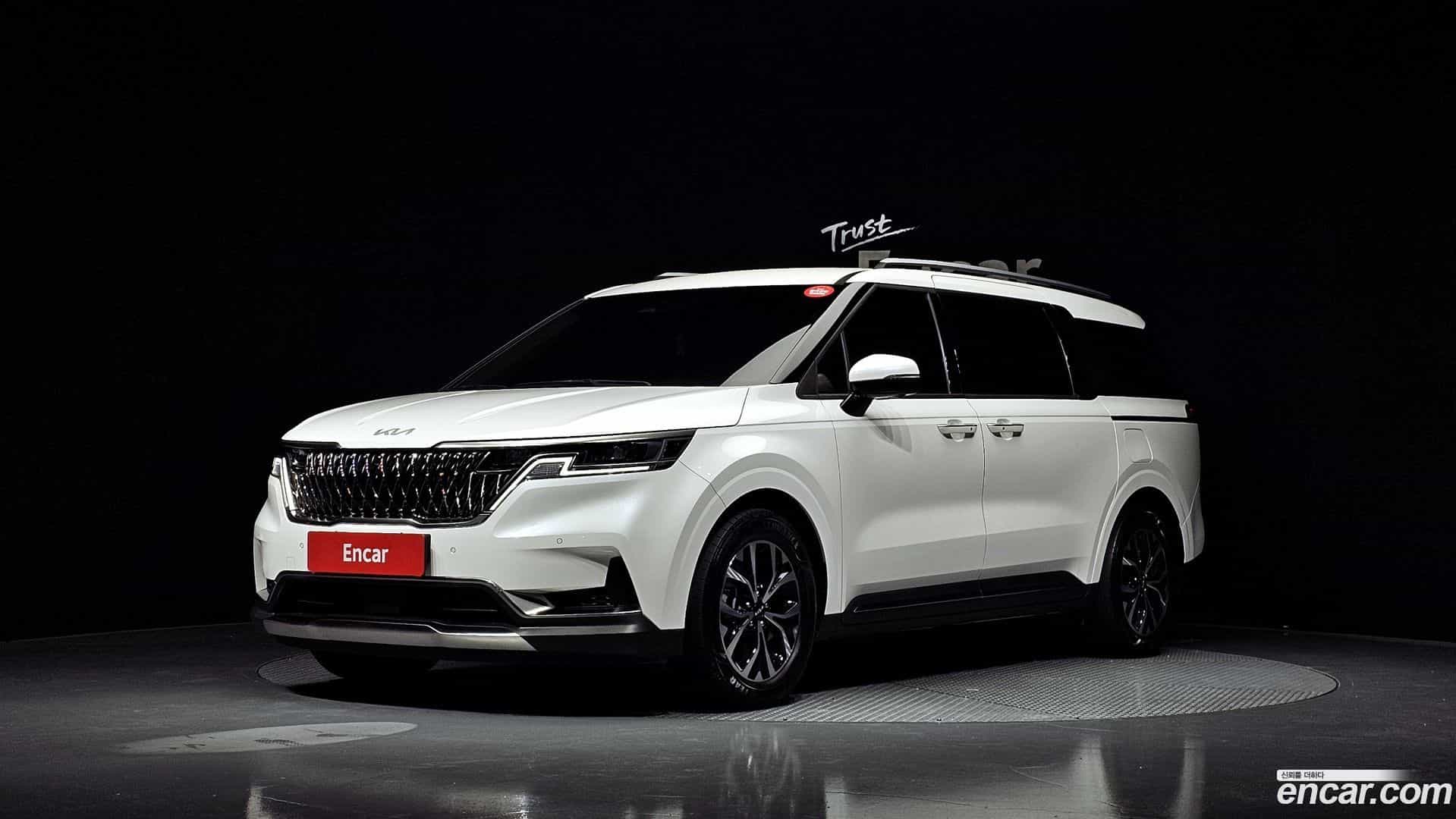 Canival Kia 2023.2-OUTER-001