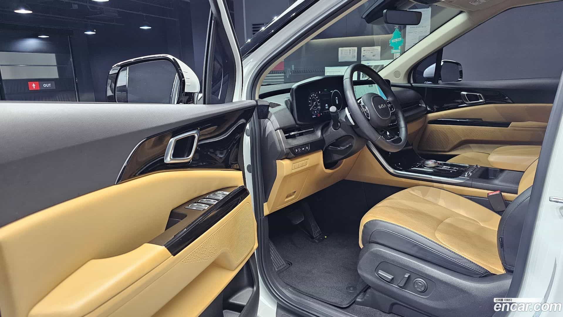 Canival Kia 2023.2-INNER-010