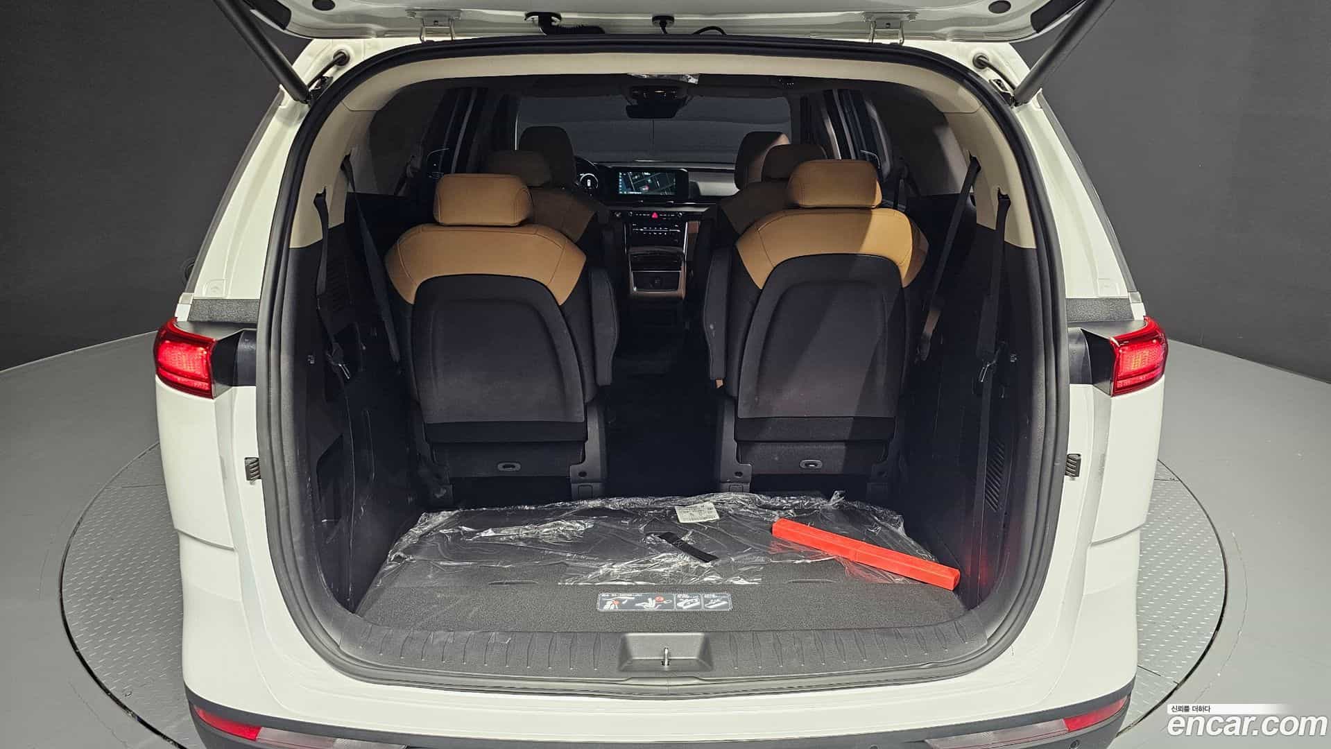 Canival Kia 2023.2-OPTION-041