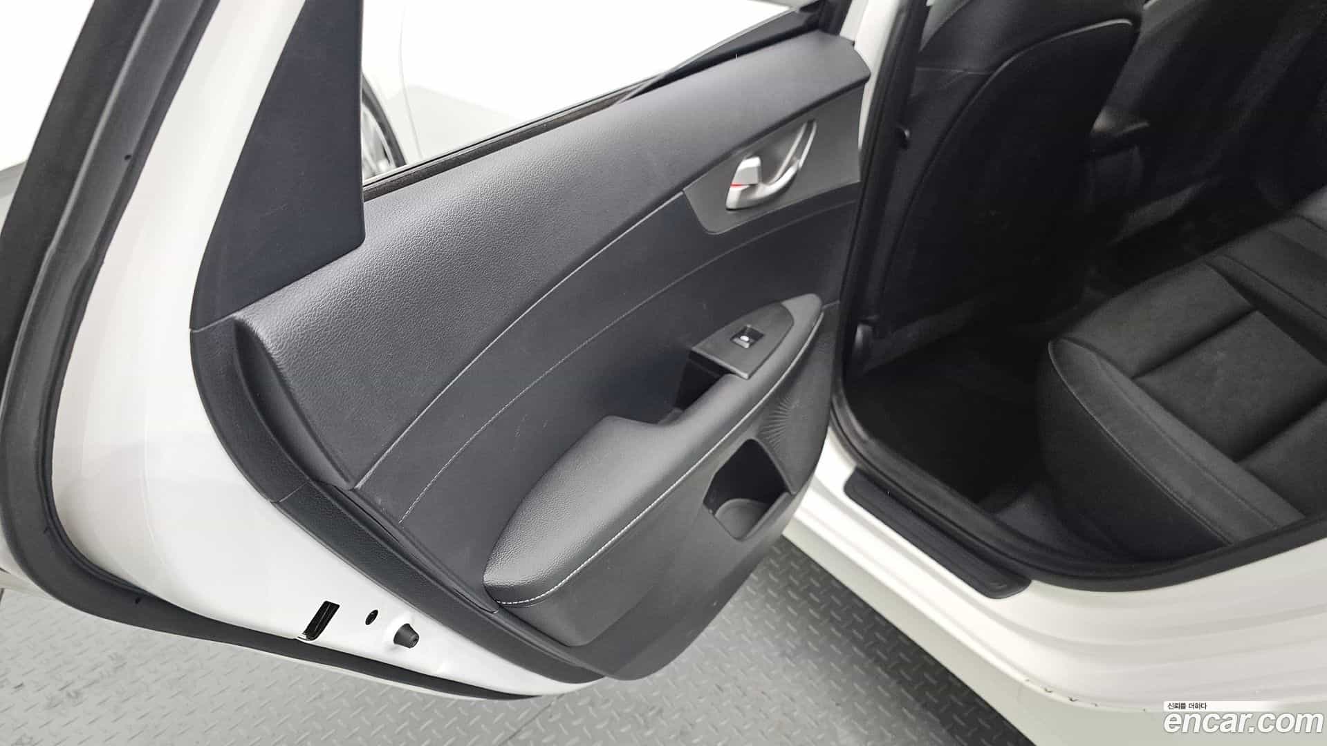 K3 Kia 2021.3-OPTION-041