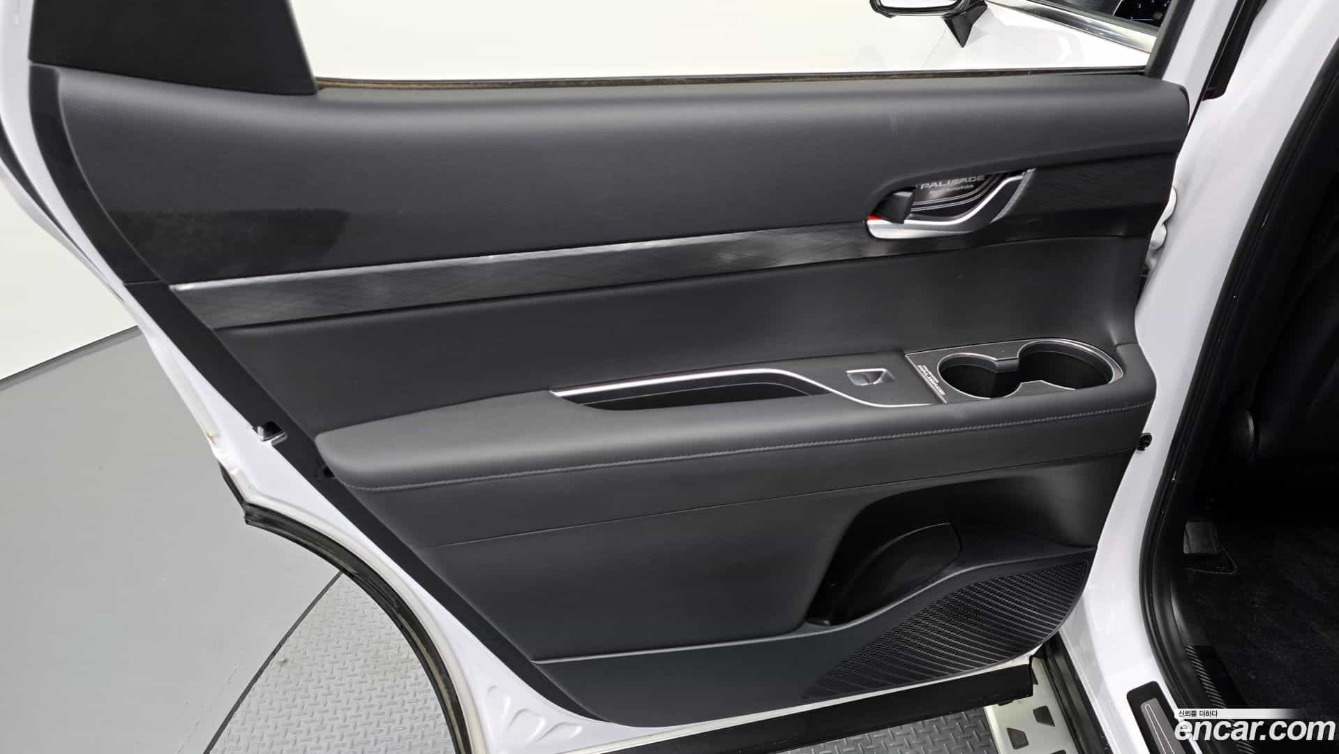 Palisade Hyundai 2022.1-INNER-035