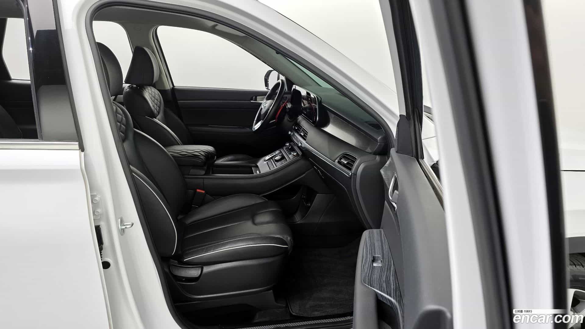 Palisade Hyundai 2022.1-INNER-036