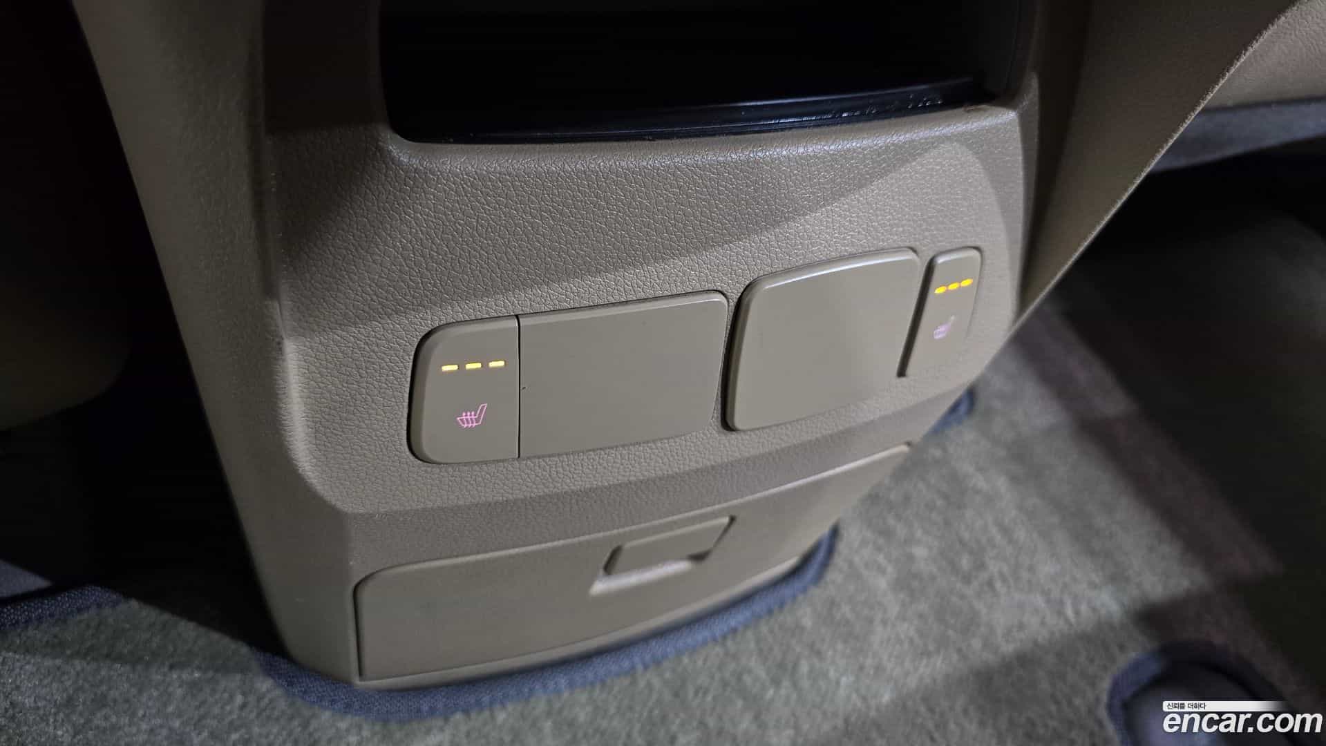 Canival Kia 2018.0-OPTION-045