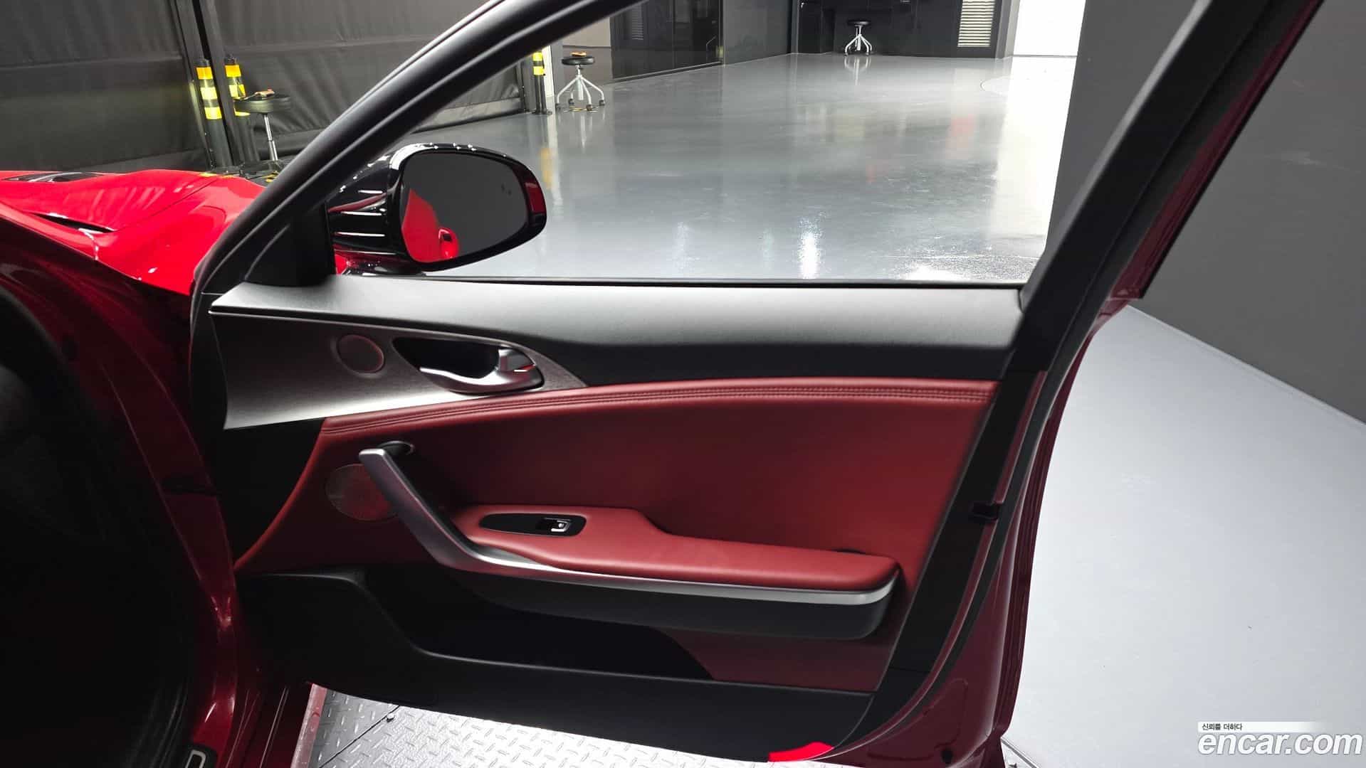Stinger Kia 2018.0-INNER-034