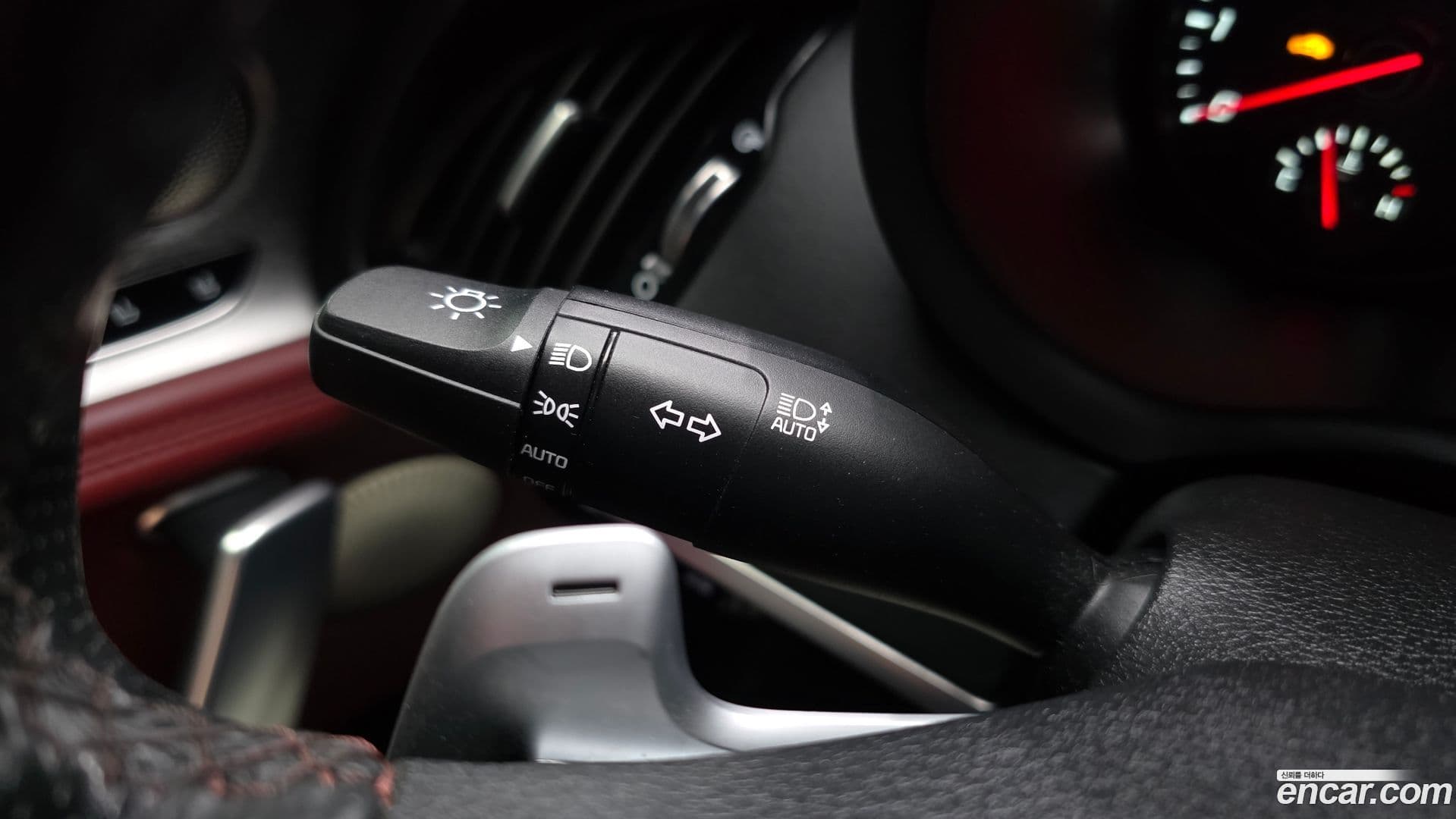 Main__Slider__Photo:Stinger Kia 2018.0-30