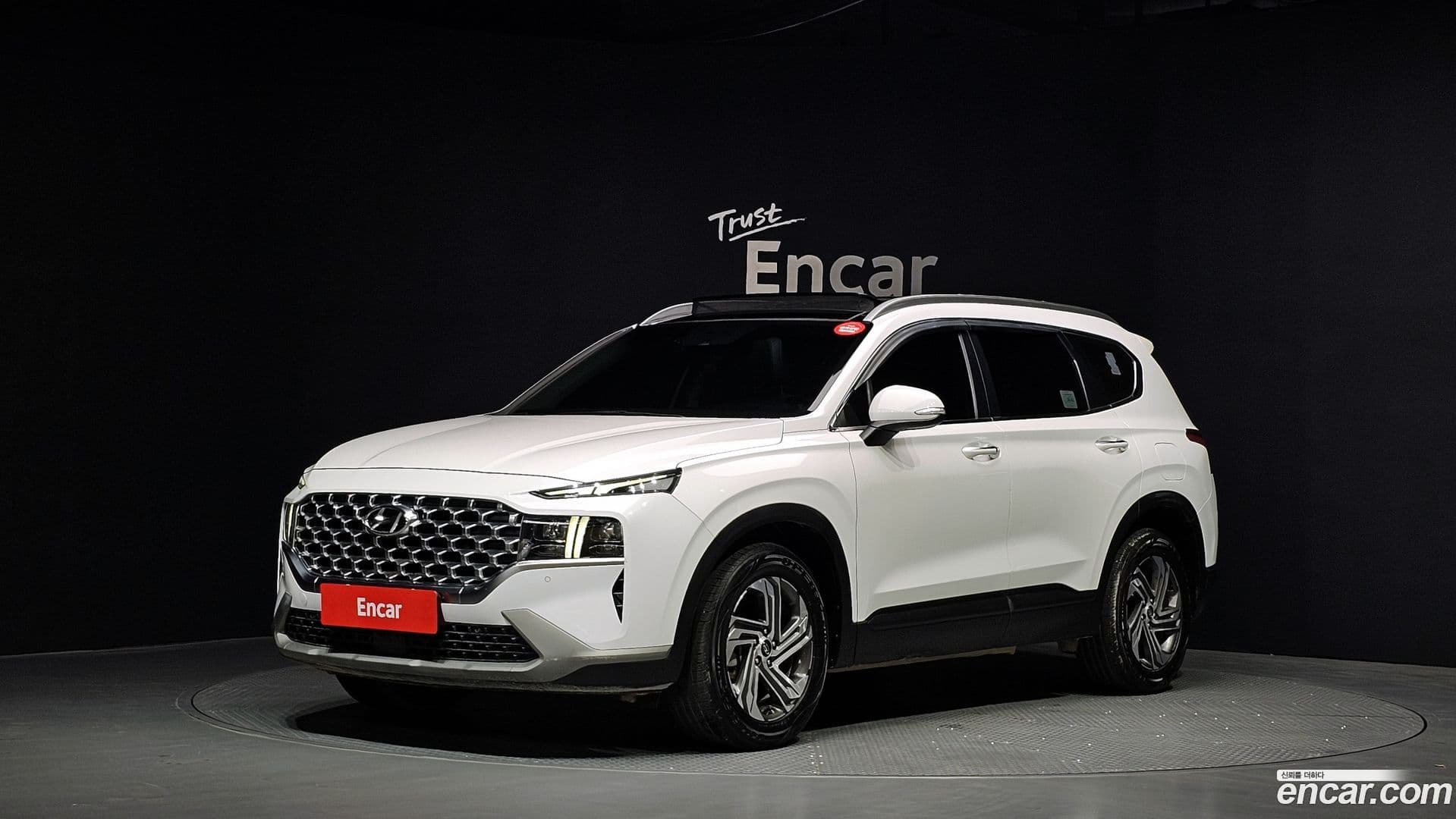 Main__Slider__Photo:Santafe Hyundai 2020.9-0