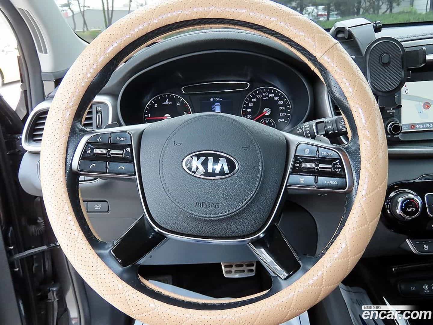 Sorento Kia 2019.5-INNER-008