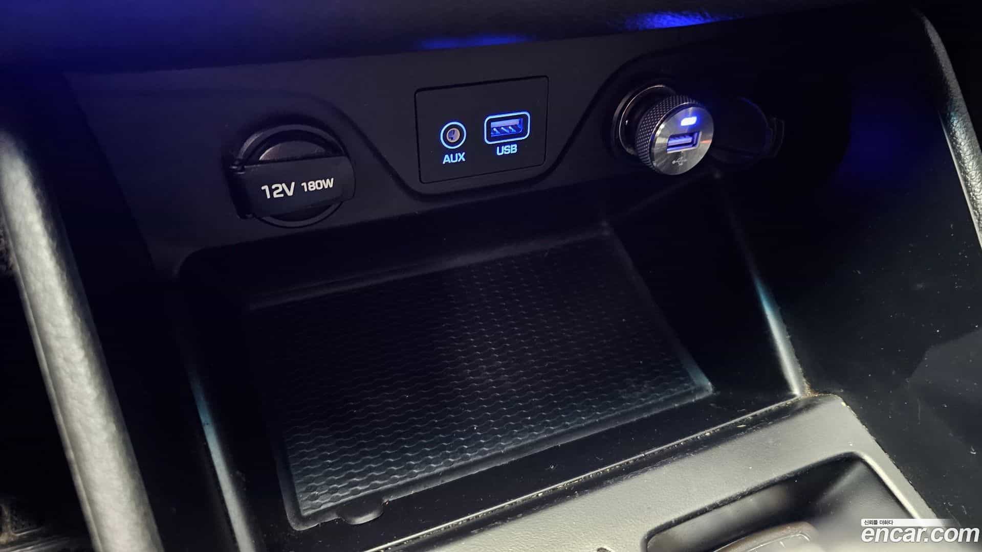 Tucson Hyundai 2017.8-OPTION-042