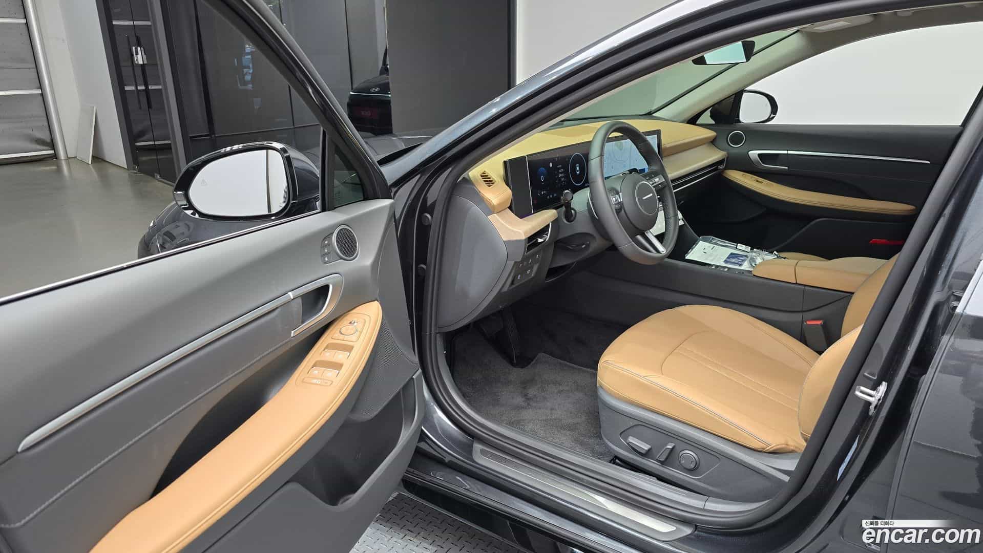 Sonata Hyundai 2025.10-INNER-010