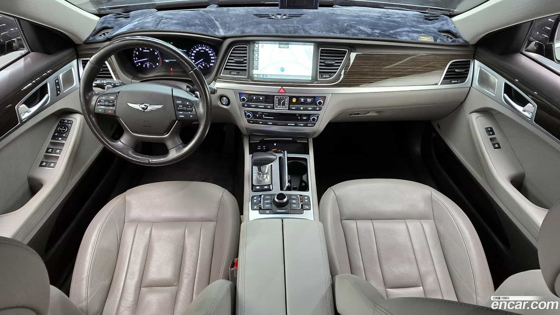 G80 Genesis 2018.1-INNER-007