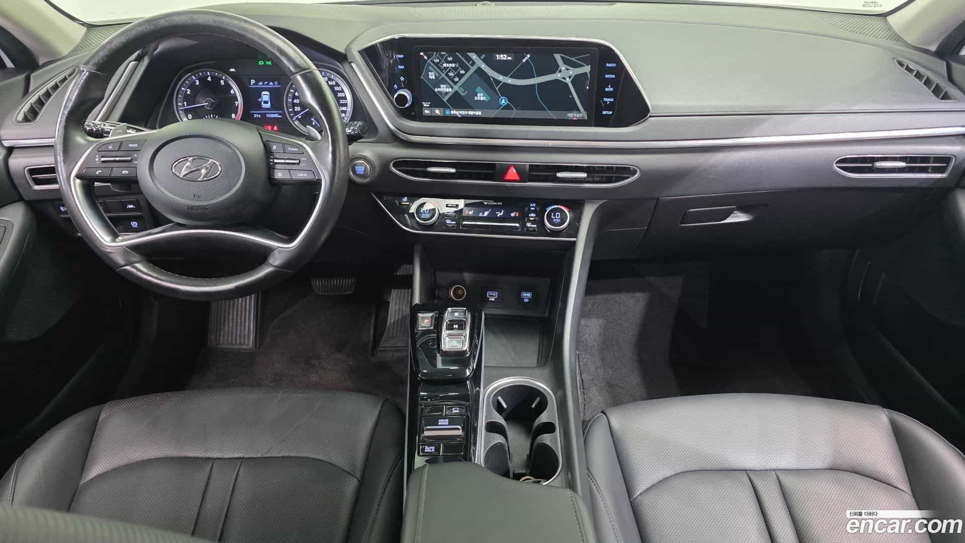 Sonata Hyundai 2019.4-INNER-007