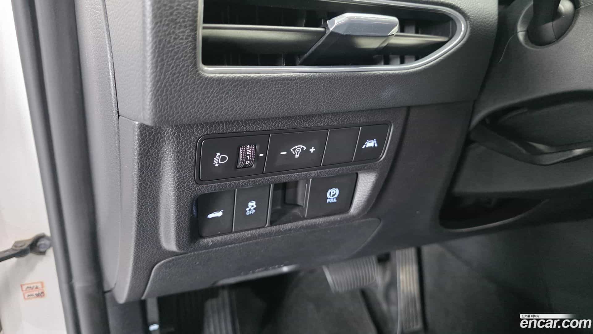 Sonata Hyundai 2019.4-OPTION-017