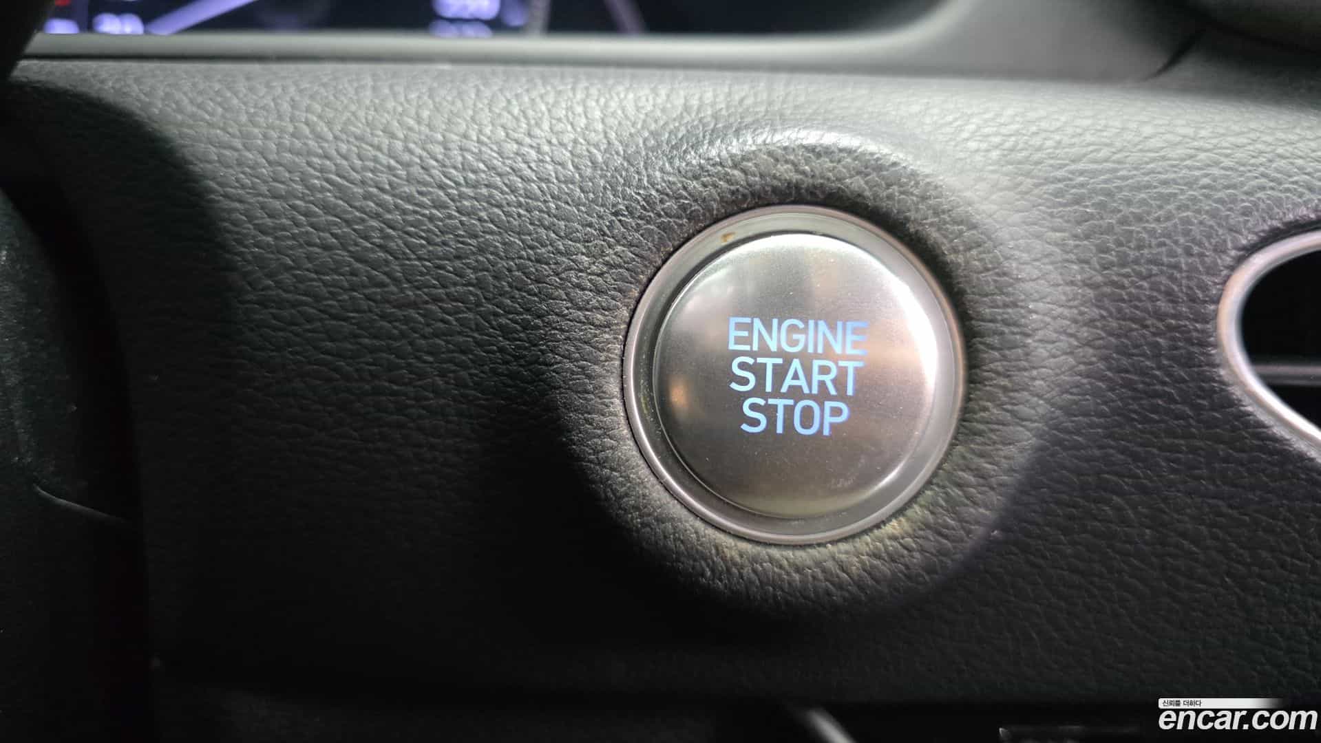 Sonata Hyundai 2019.4-OPTION-024