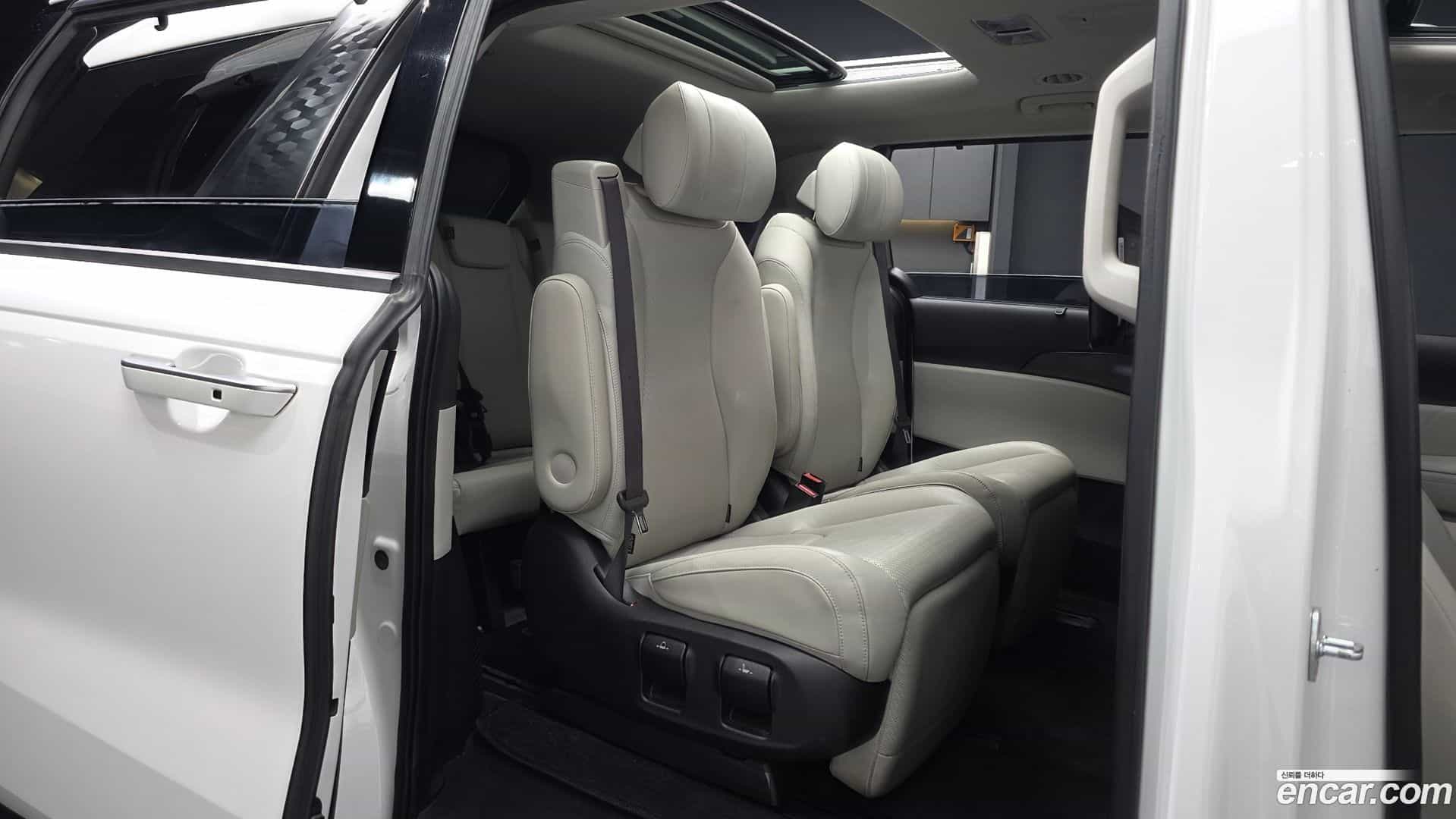 Canival Kia 2022.4-OPTION-016