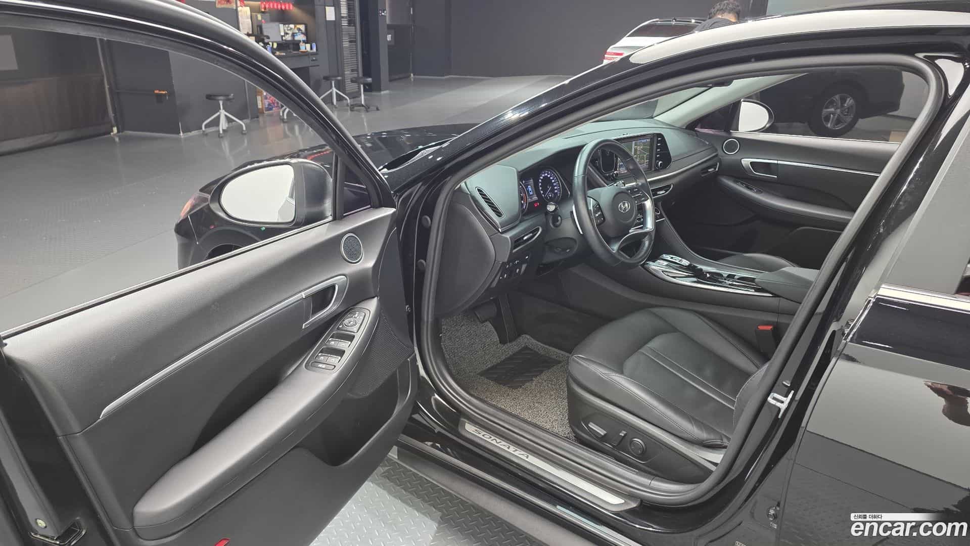 Sonata Hyundai 2020.6-INNER-010