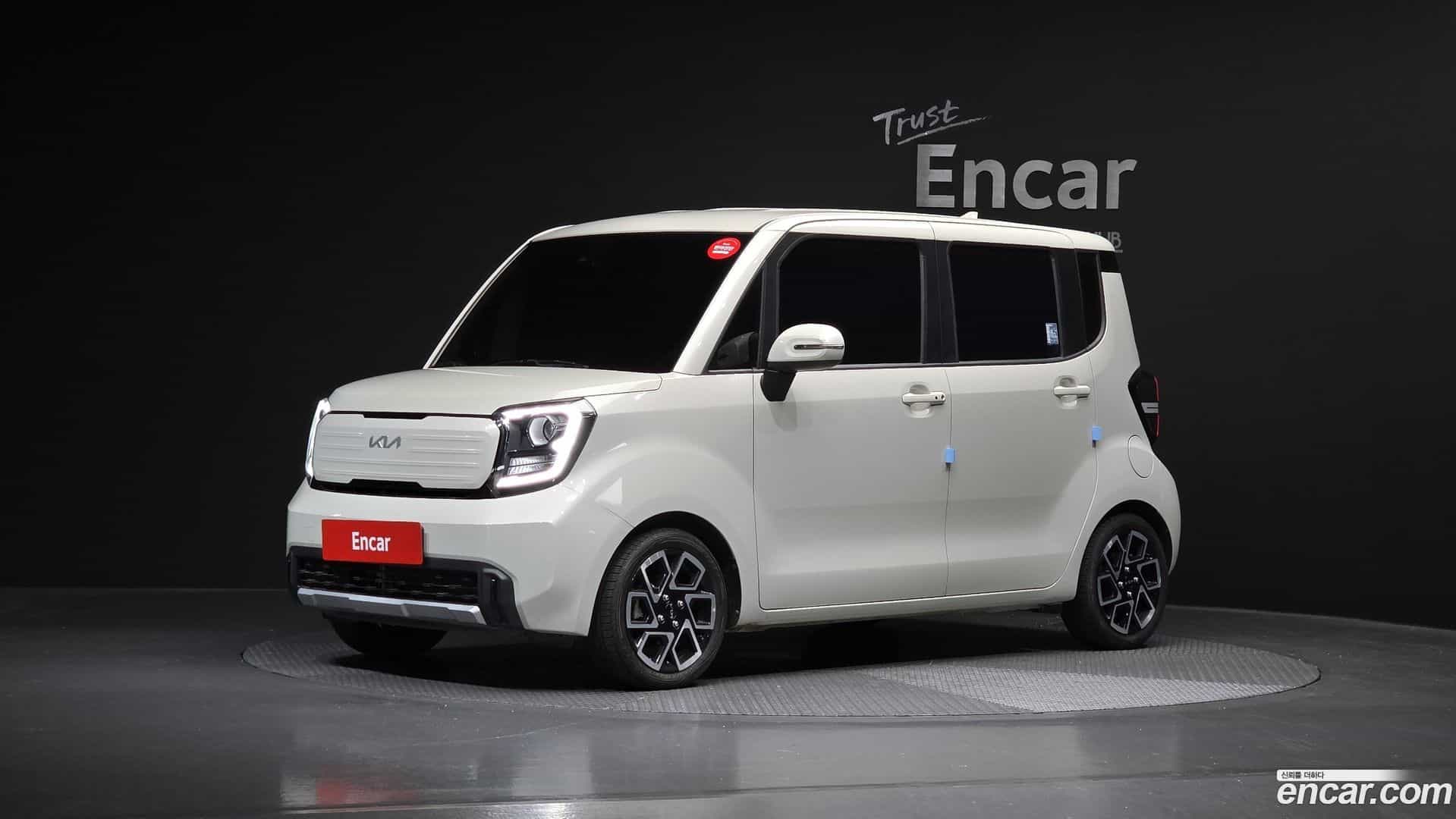 RAY Kia 2023.0-OUTER-001