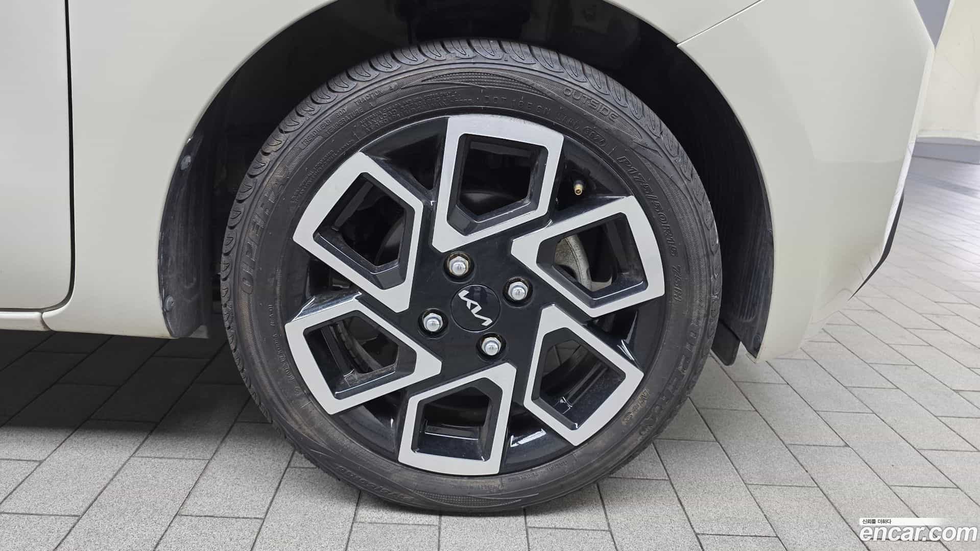 RAY Kia 2023.0-OUTER-031