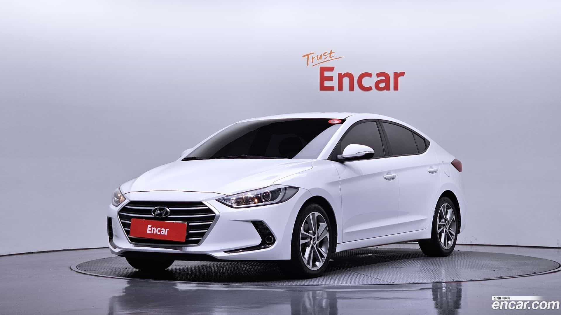 AVANTE Hyundai 2018.6-OUTER-001