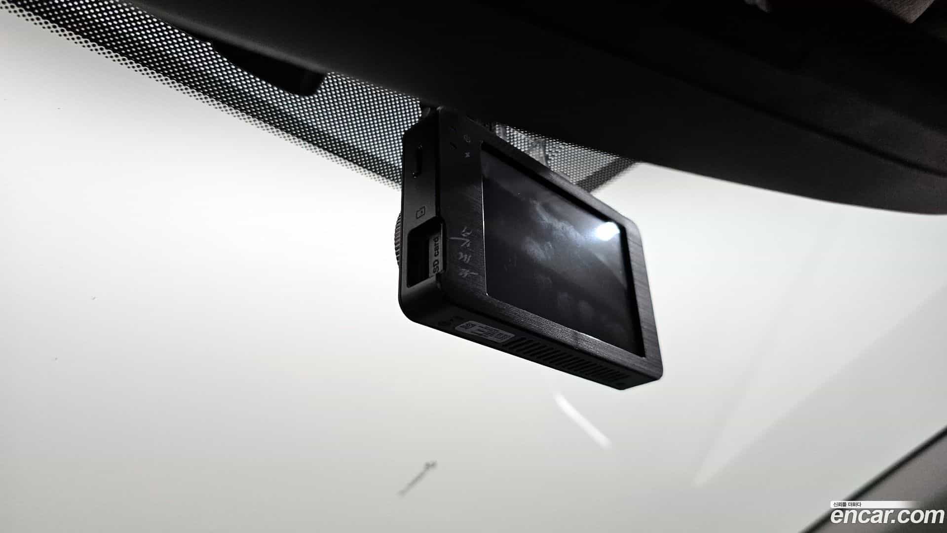 AVANTE Hyundai 2018.6-OPTION-041
