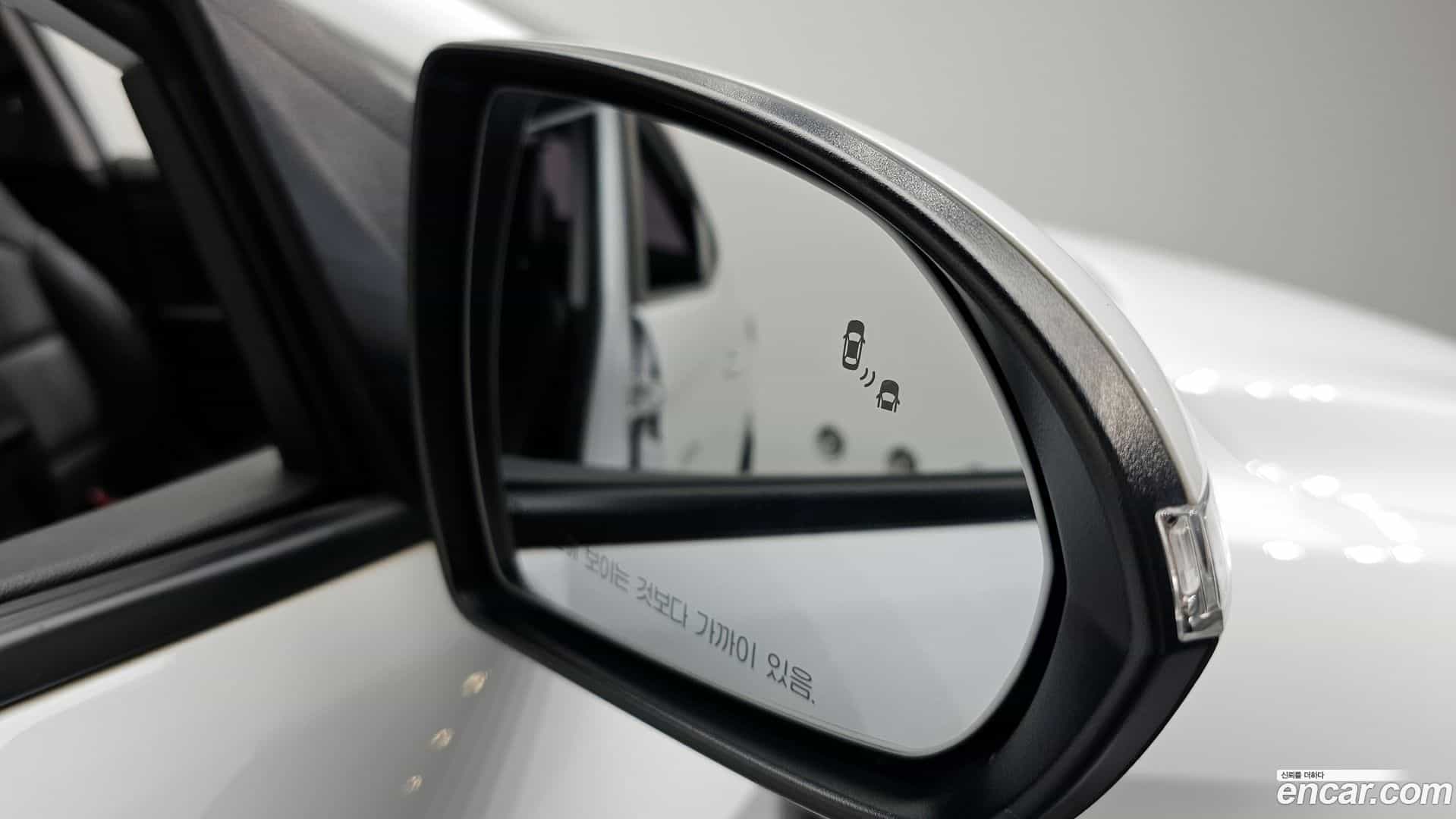 AVANTE Hyundai 2018.6-OPTION-042